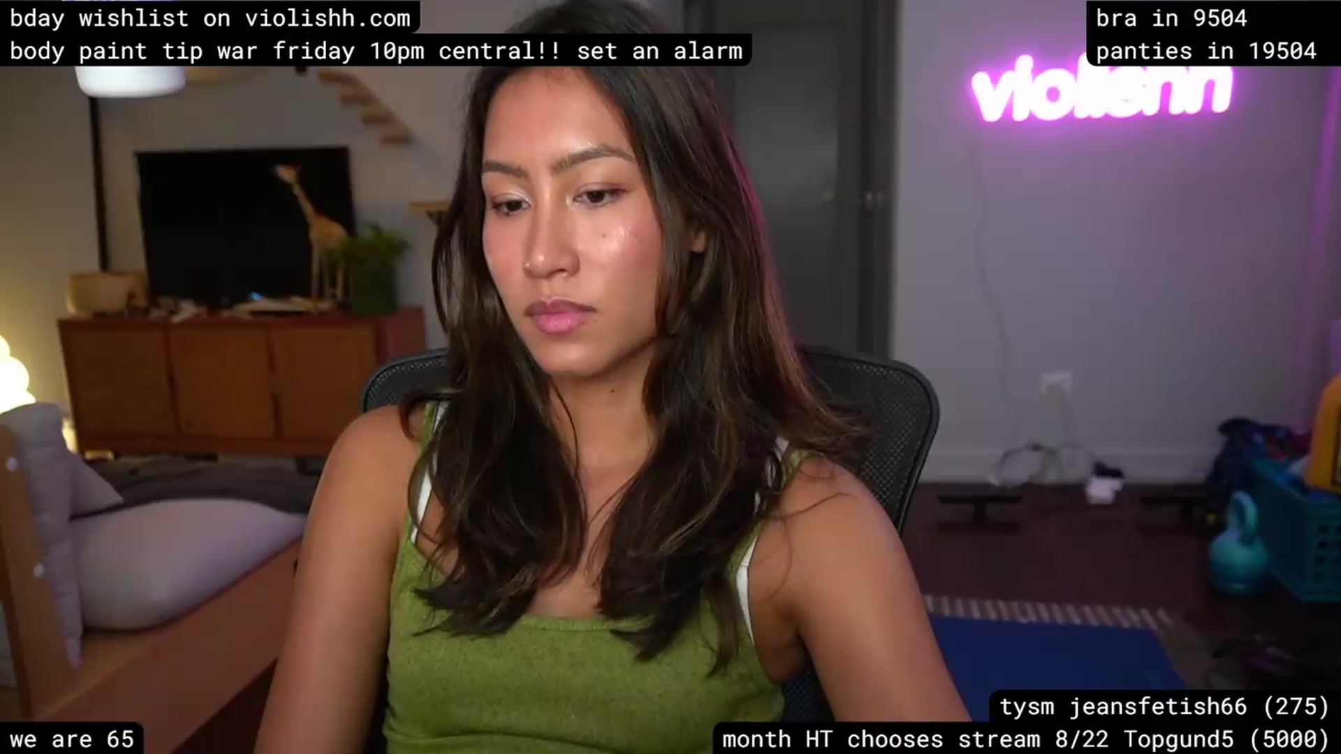 Gallery image thumbnail from violishh's myfreecams stream on, 08/13/2026, 07:26 image 15 of 20