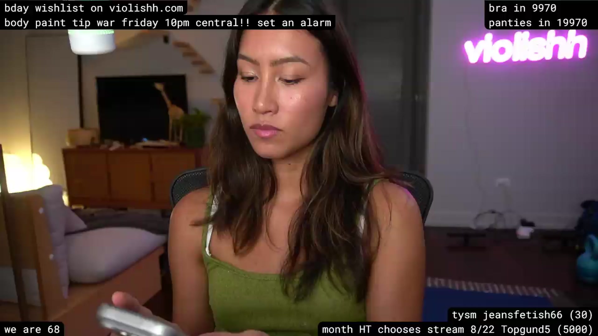 Gallery image thumbnail from violishh's myfreecams stream on, 08/13/2026, 07:26 image 2 of 20