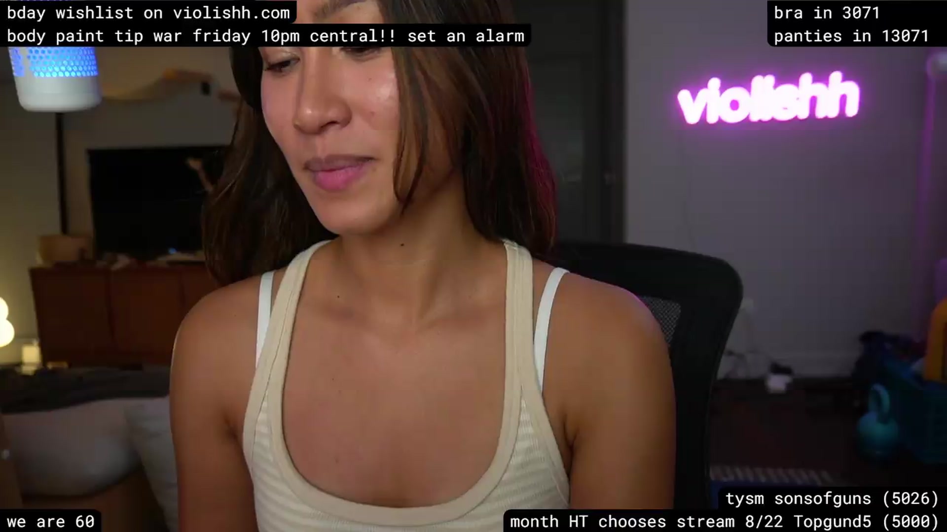 Gallery image thumbnail from violishh's myfreecams stream on, 08/13/2026, 09:04 image 17 of 20