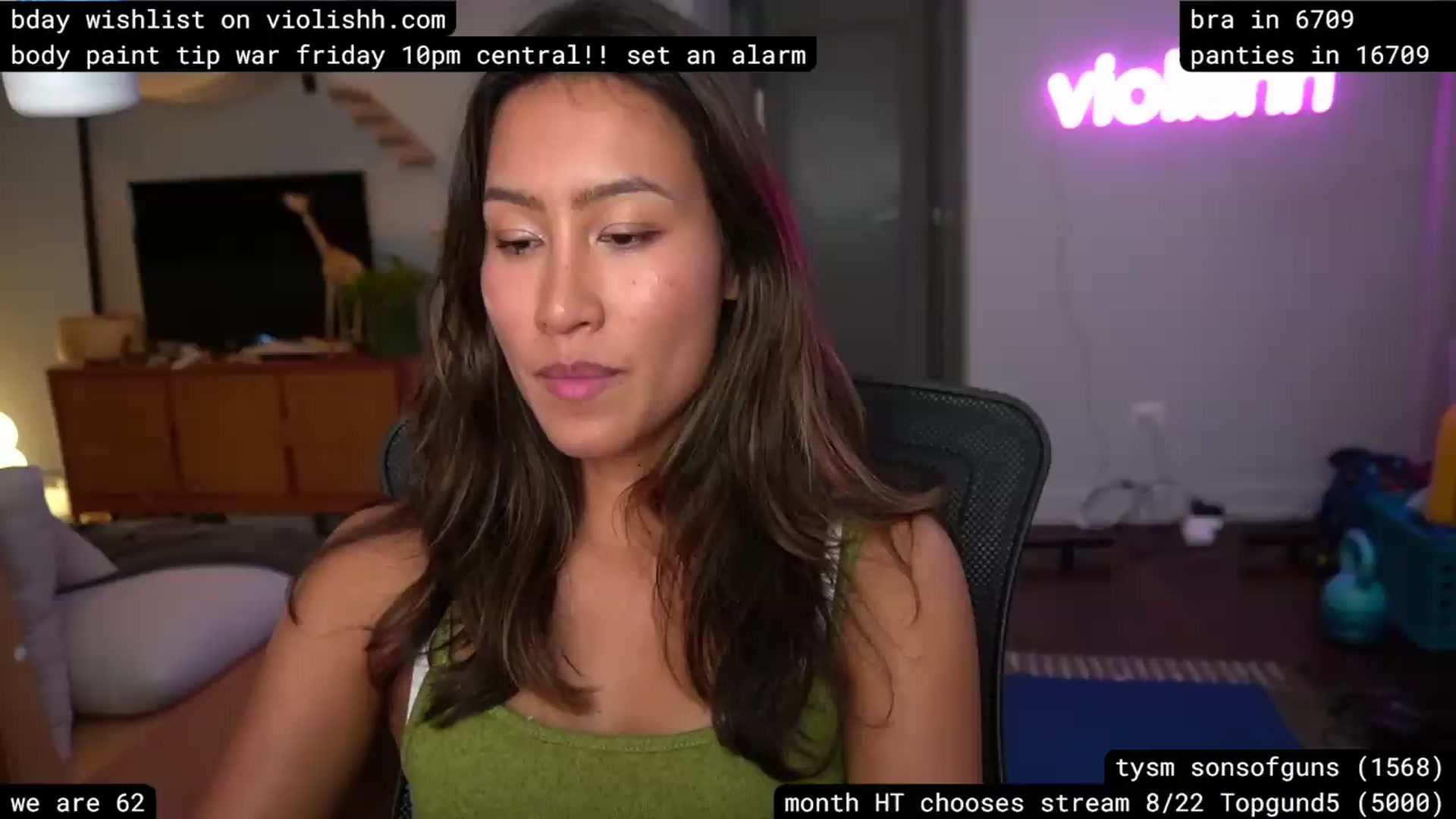 Gallery image thumbnail from violishh's myfreecams stream on, 08/13/2026, 09:04 image 5 of 20