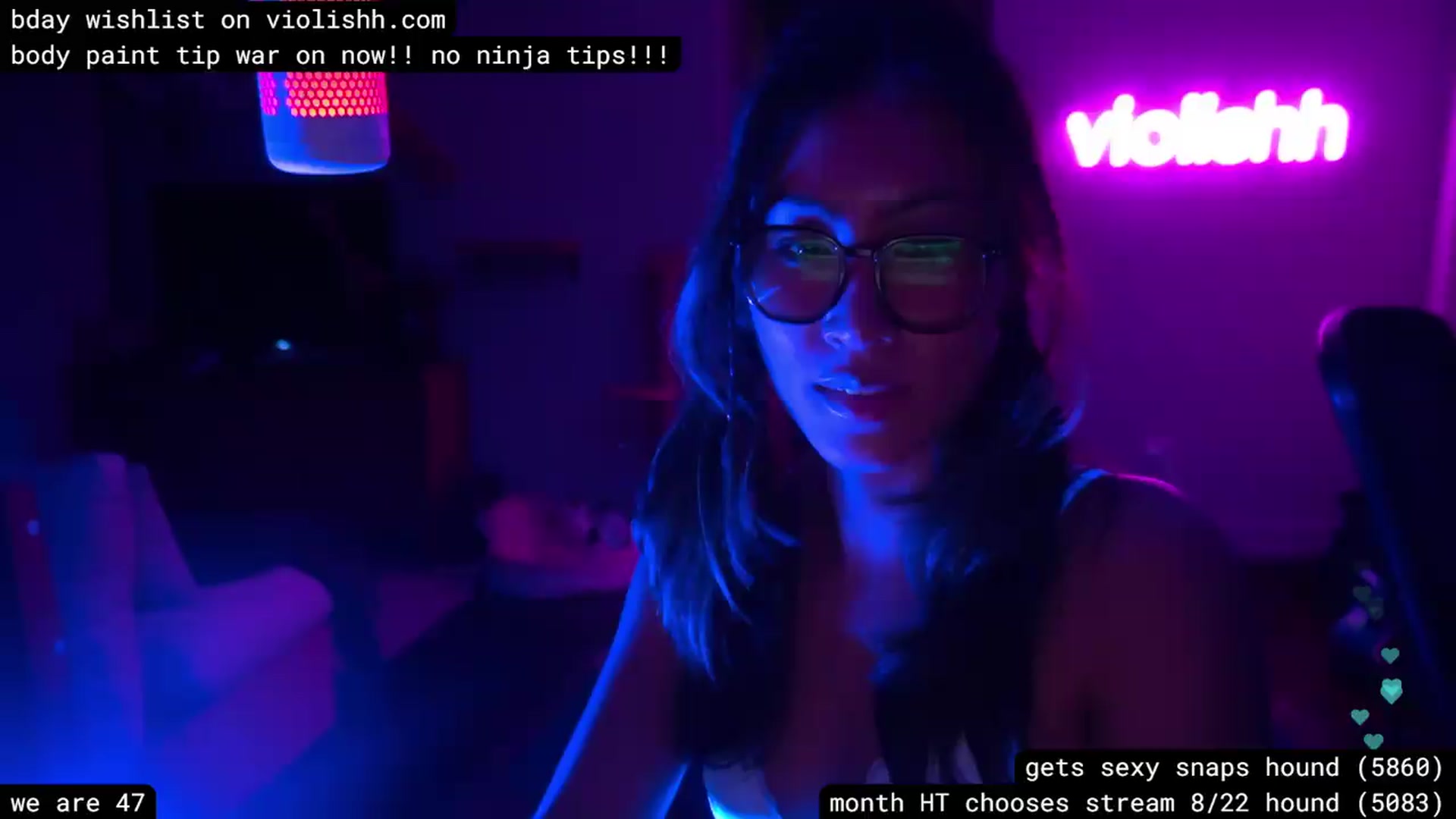 Gallery image thumbnail from violishh's myfreecams stream on, 08/15/2026, 05:36 image 13 of 20