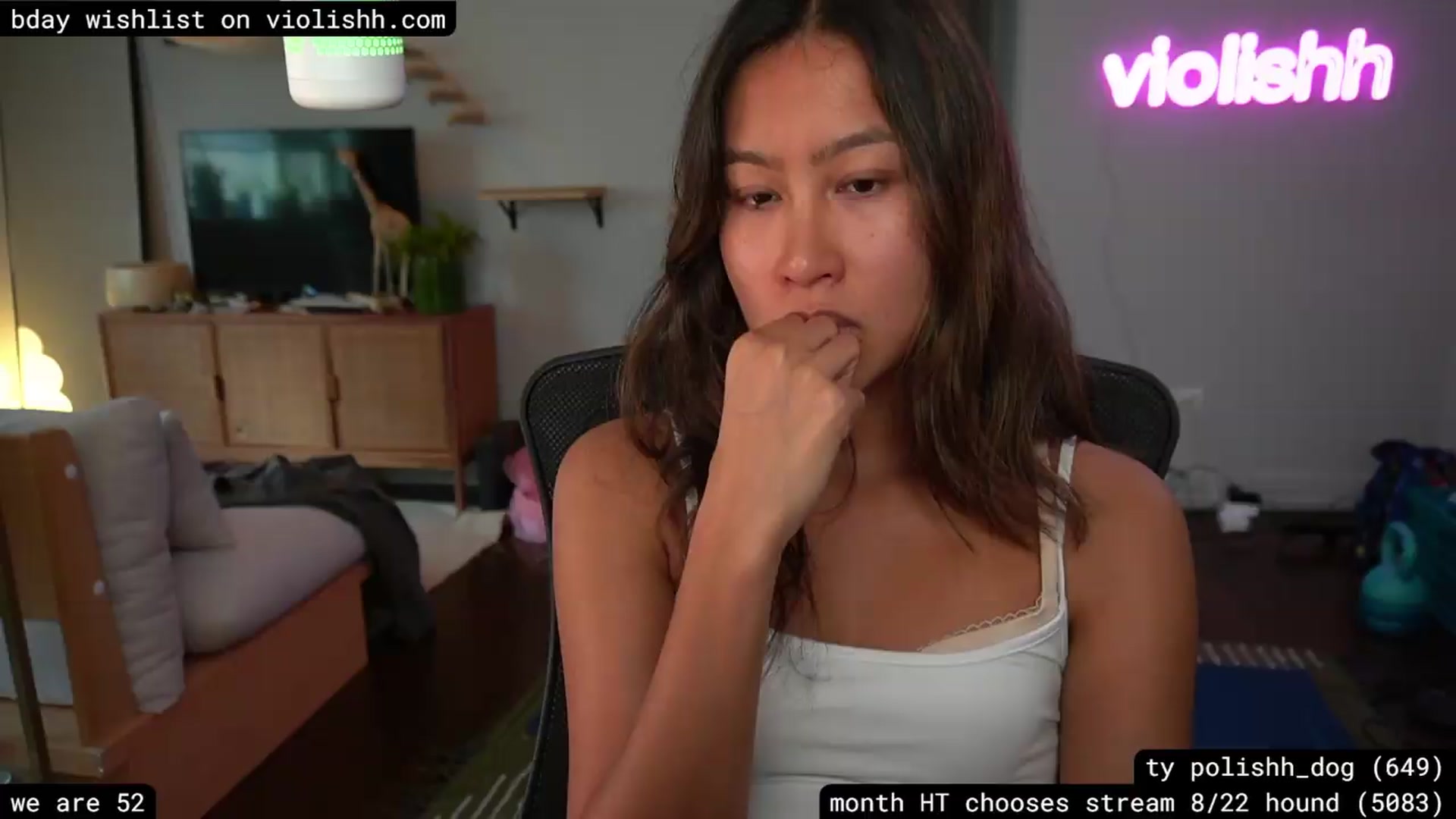 Gallery image thumbnail from violishh's myfreecams stream on, 08/15/2026, 22:51 image 12 of 20