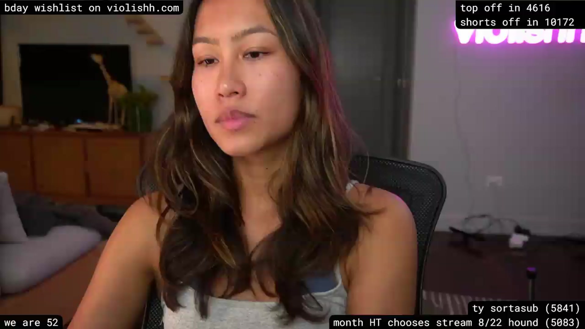 Gallery image thumbnail from violishh's myfreecams stream on, 08/16/2026, 05:44 image 13 of 20