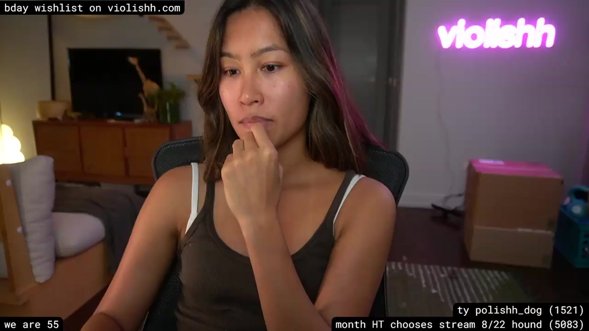 Gallery image thumbnail from violishh's myfreecams stream on, 08/17/2026, 05:03 image 18 of 20