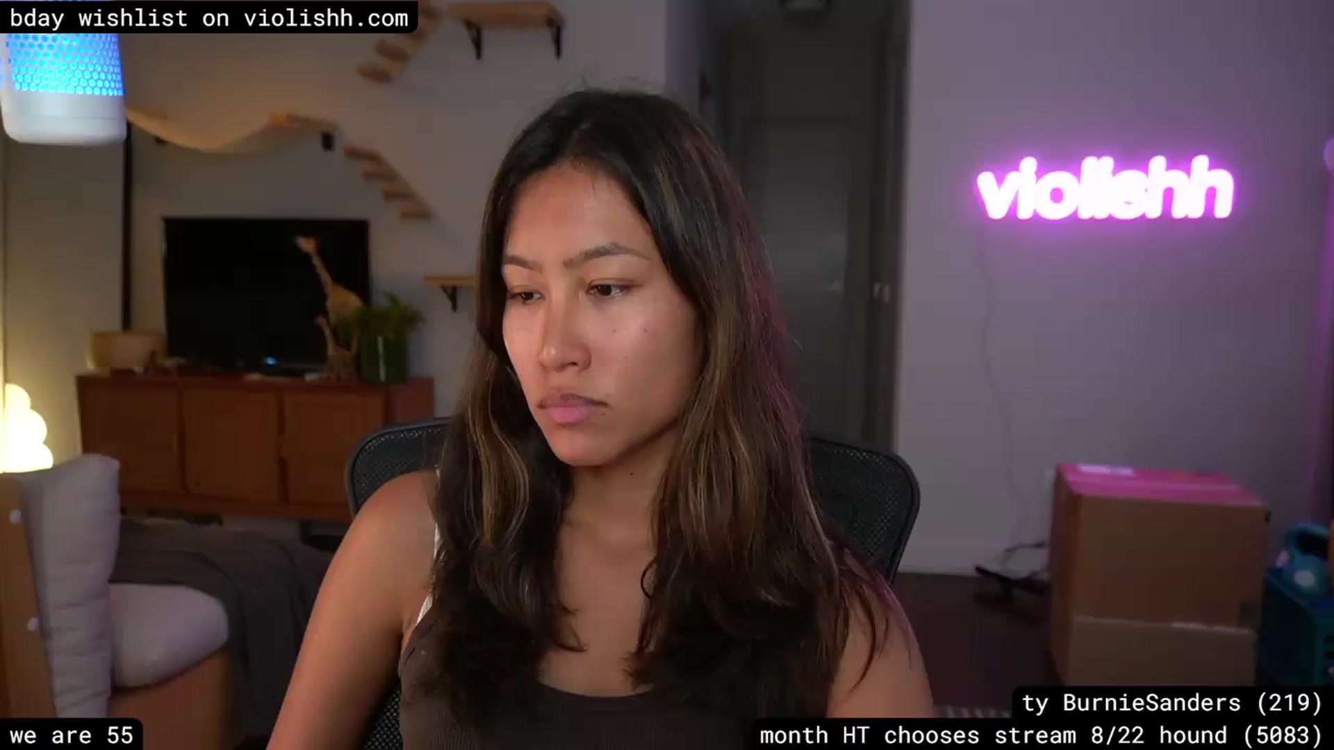 Gallery image thumbnail from violishh's myfreecams stream on, 08/17/2026, 05:03 image 10 of 20