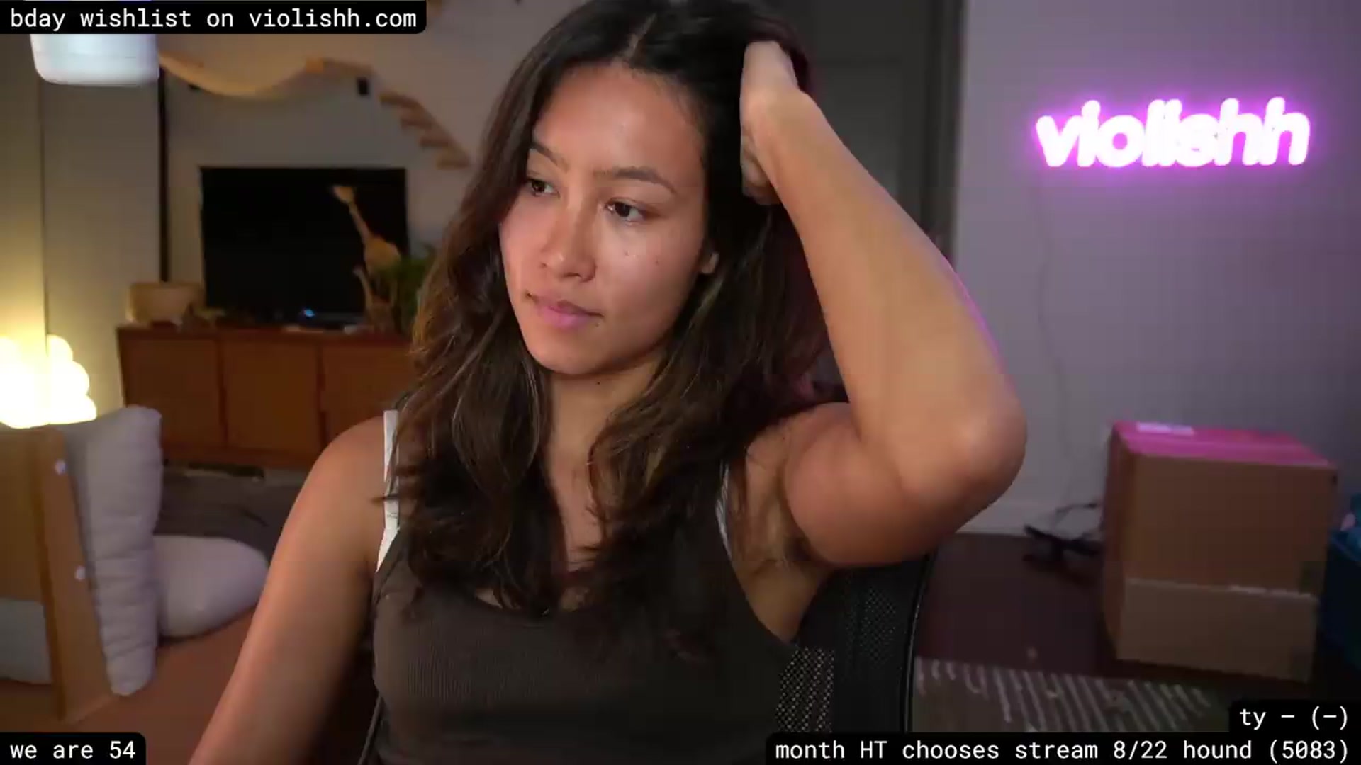 Gallery image thumbnail from violishh's myfreecams stream on, 08/17/2026, 05:03 image 6 of 20