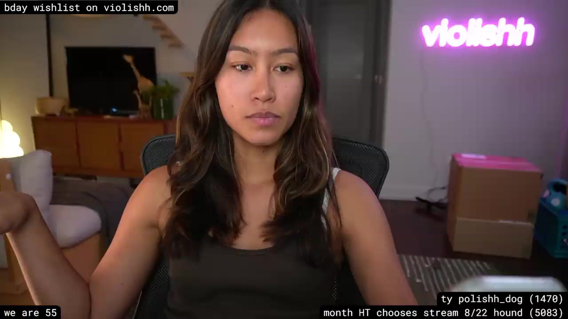 Gallery image thumbnail from violishh's myfreecams stream on, 08/17/2026, 05:03 image 17 of 20
