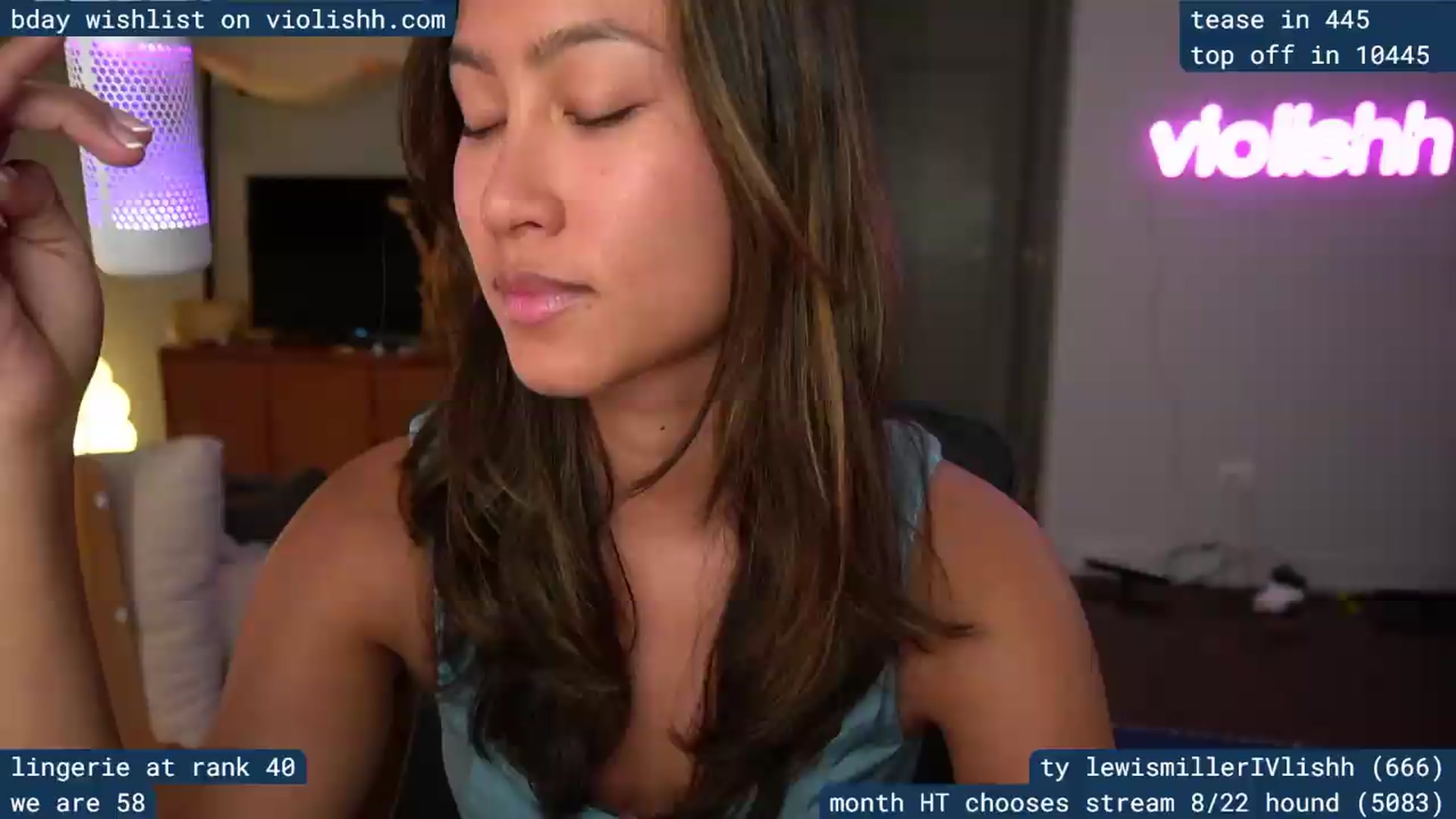 Gallery image thumbnail from violishh's myfreecams stream on, 08/20/2026, 05:49 image 4 of 20