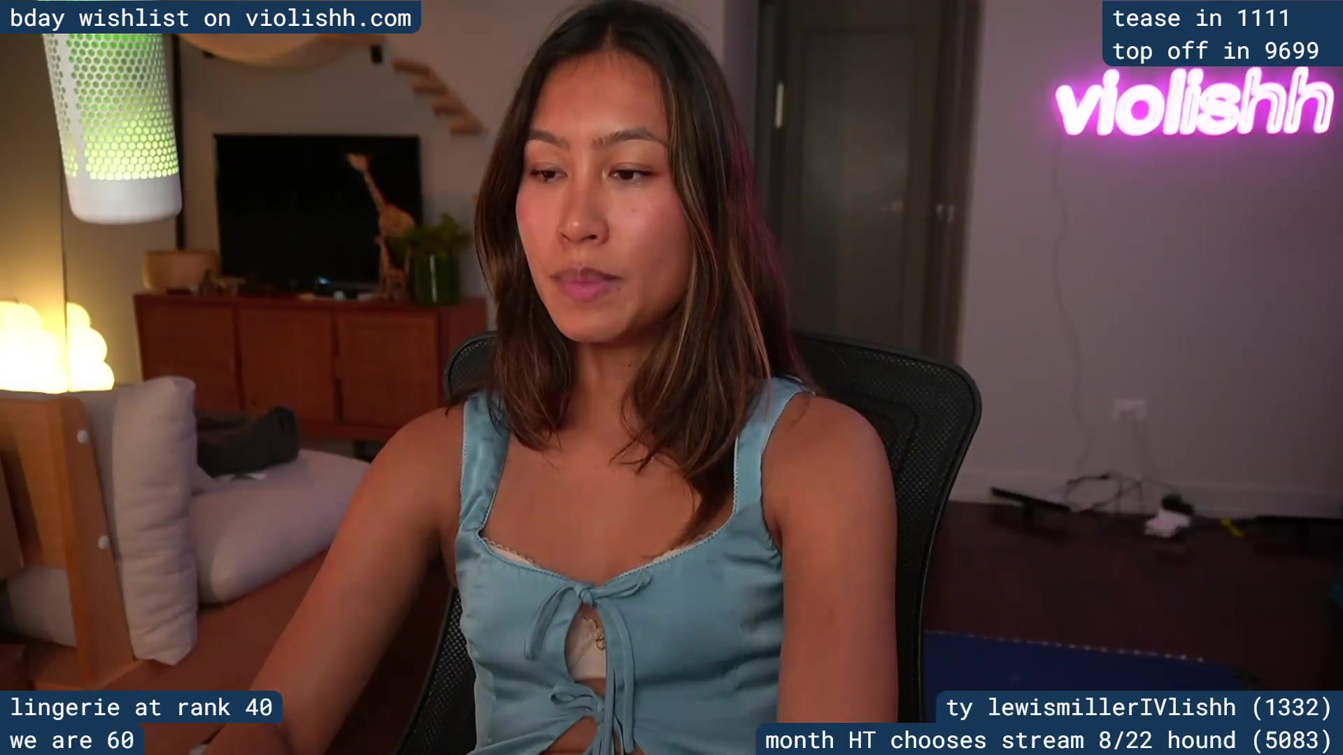 Gallery image thumbnail from violishh's myfreecams stream on, 08/20/2026, 05:49 image 18 of 20