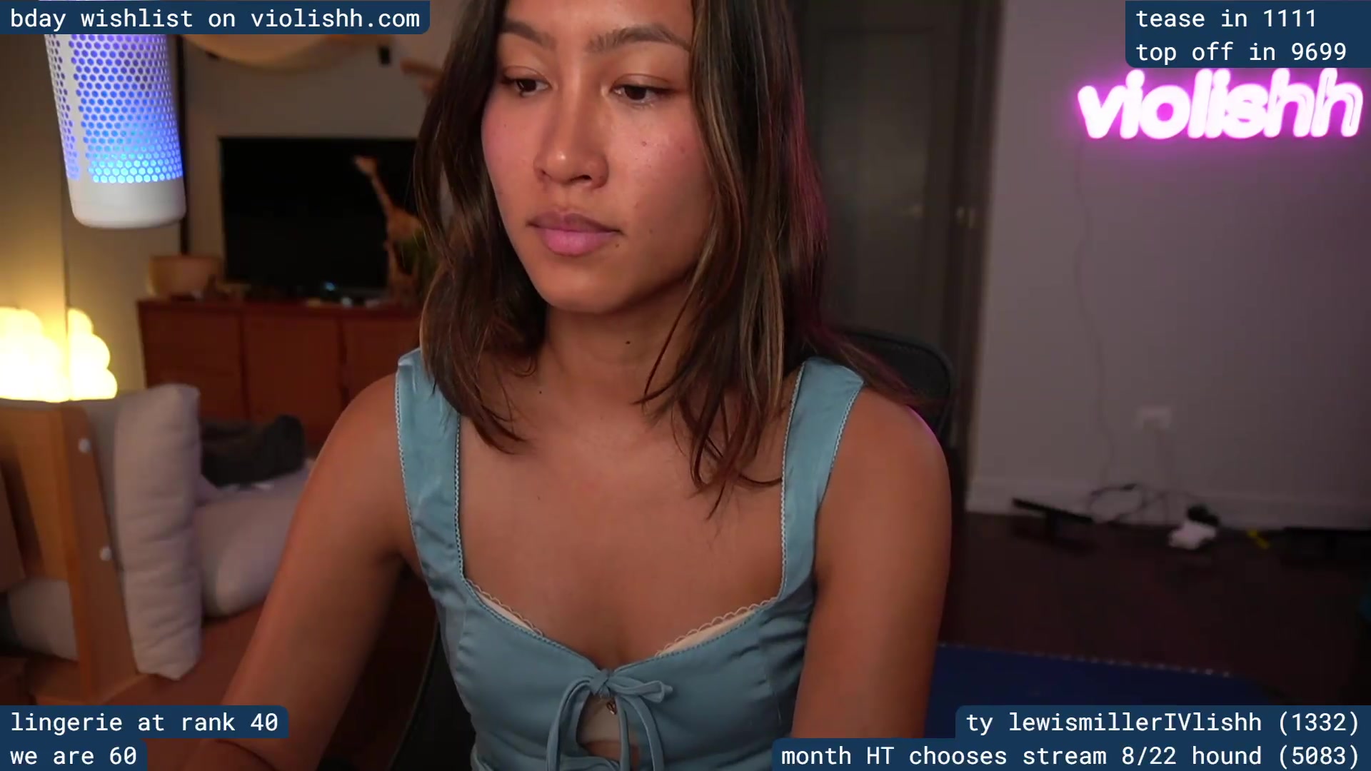 Gallery image thumbnail from violishh's myfreecams stream on, 08/20/2026, 05:49 image 17 of 20