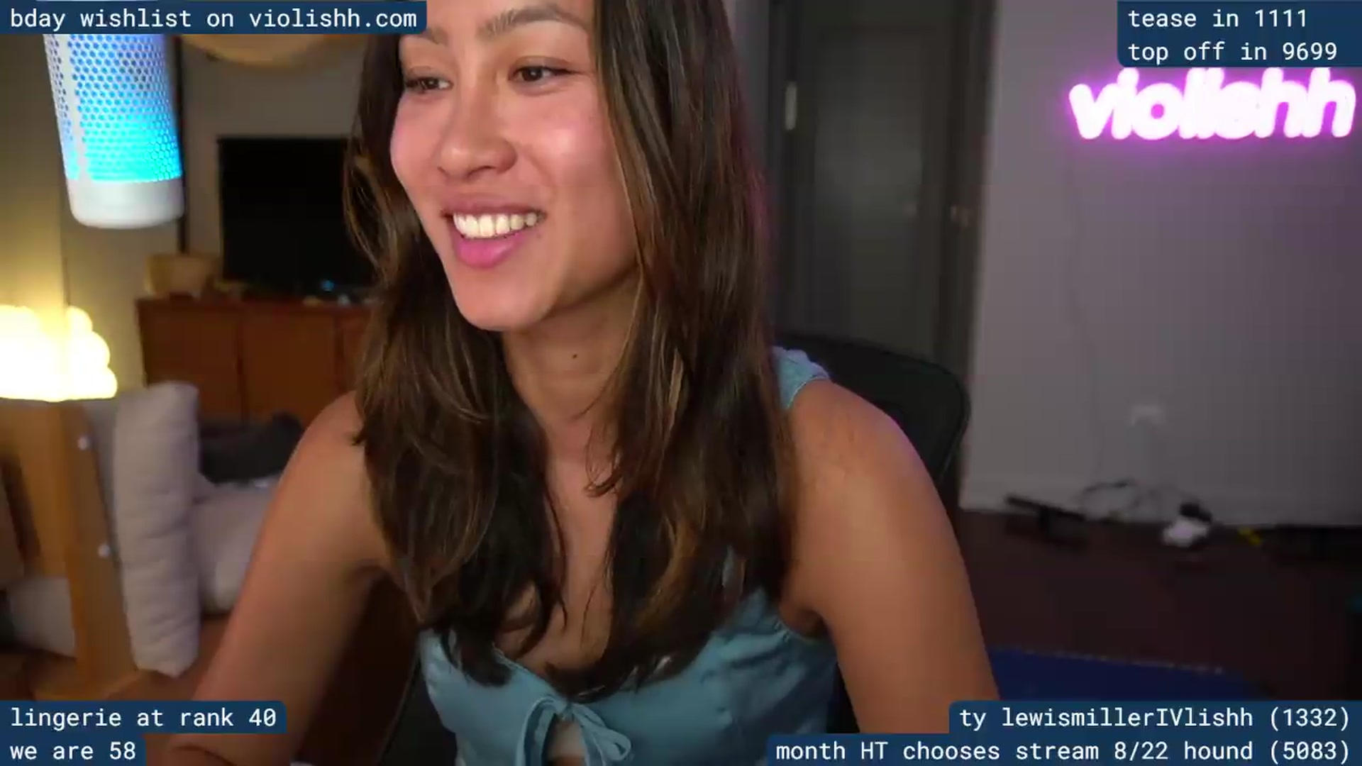 Gallery image thumbnail from violishh's myfreecams stream on, 08/20/2026, 05:49 image 11 of 20