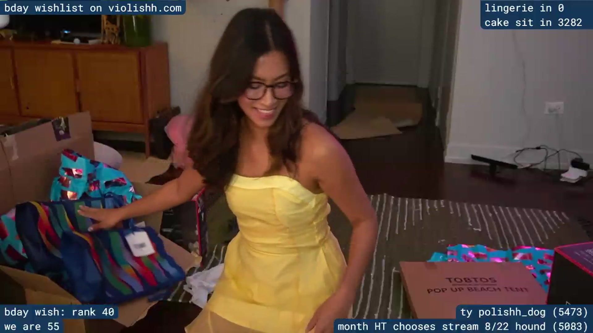Gallery image thumbnail from violishh's myfreecams stream on, 08/21/2026, 03:46 image 13 of 20