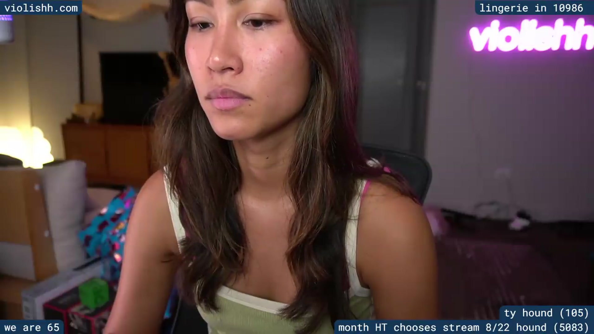 Gallery image thumbnail from violishh's myfreecams stream on, 08/24/2026, 07:10 image 10 of 20