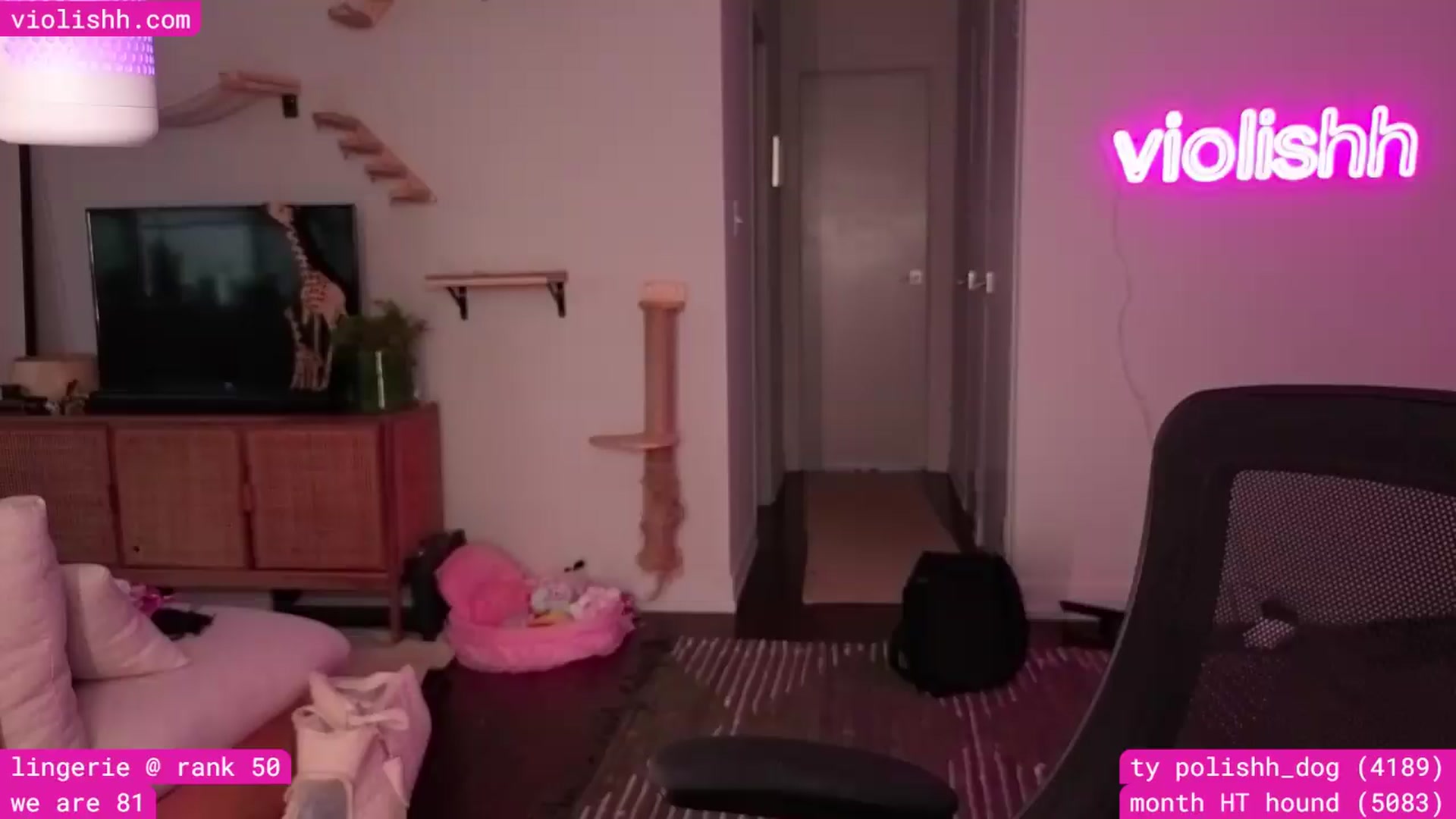 Gallery image thumbnail from violishh's myfreecams stream on, 08/29/2026, 23:45 image 18 of 20