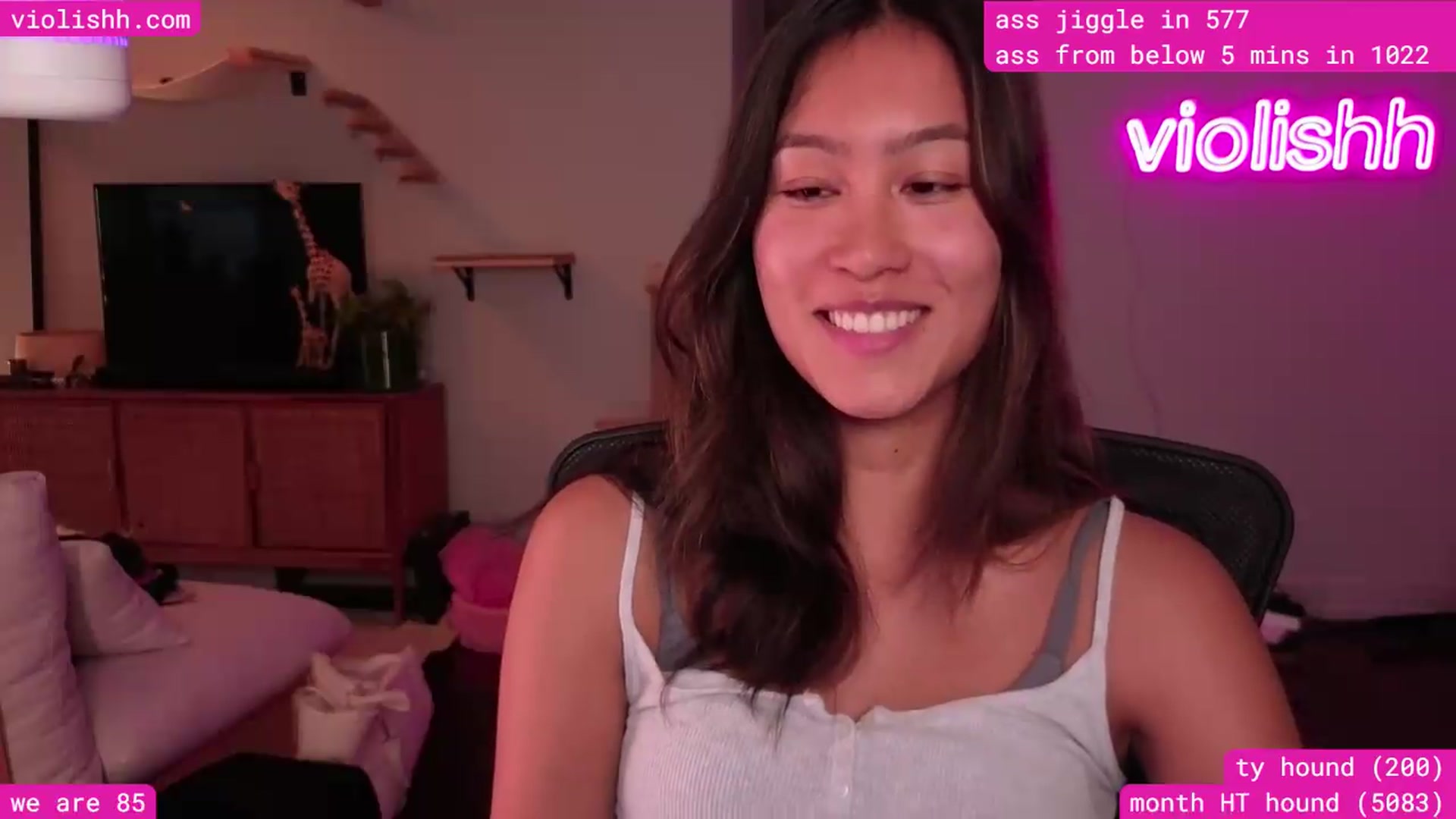 Gallery image thumbnail from violishh's myfreecams stream on, 08/31/2026, 24:10 image 16 of 20