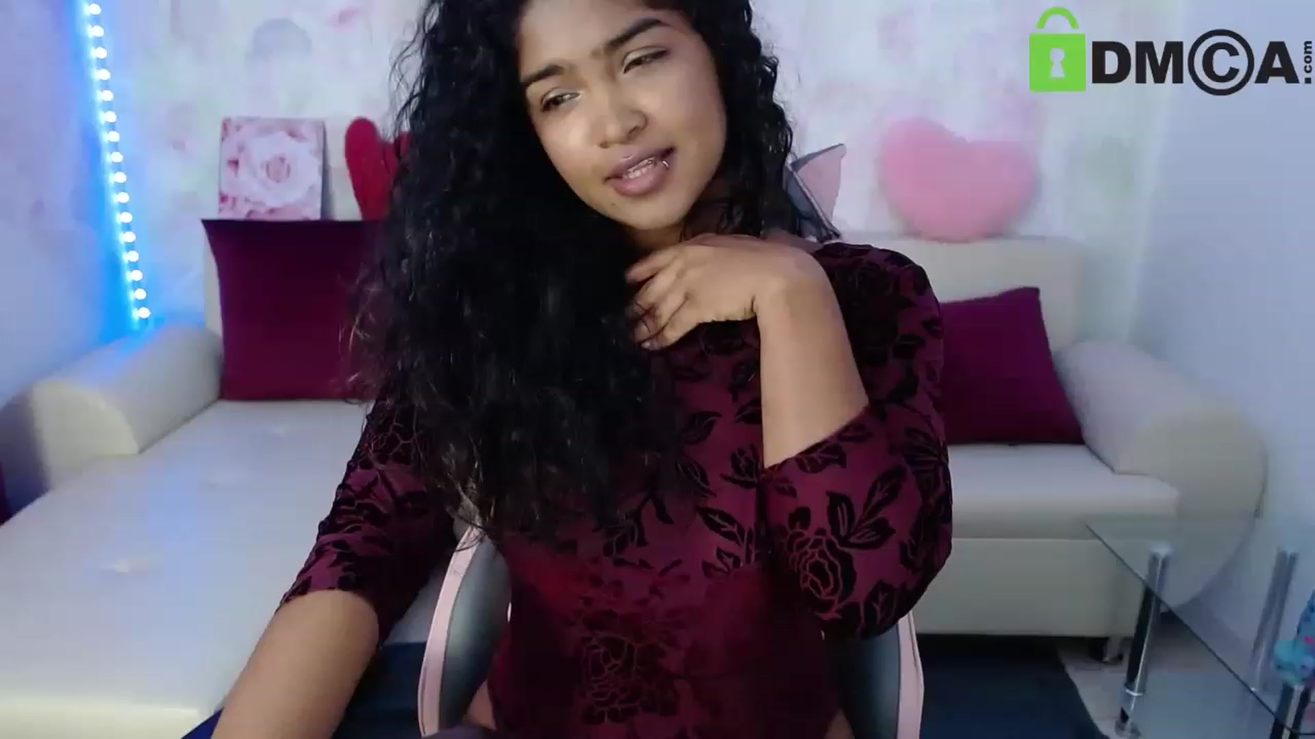 Gallery image thumbnail from virginia_love's myfreecams stream on, 11/20/2022, 24:17 image 2 of 20
