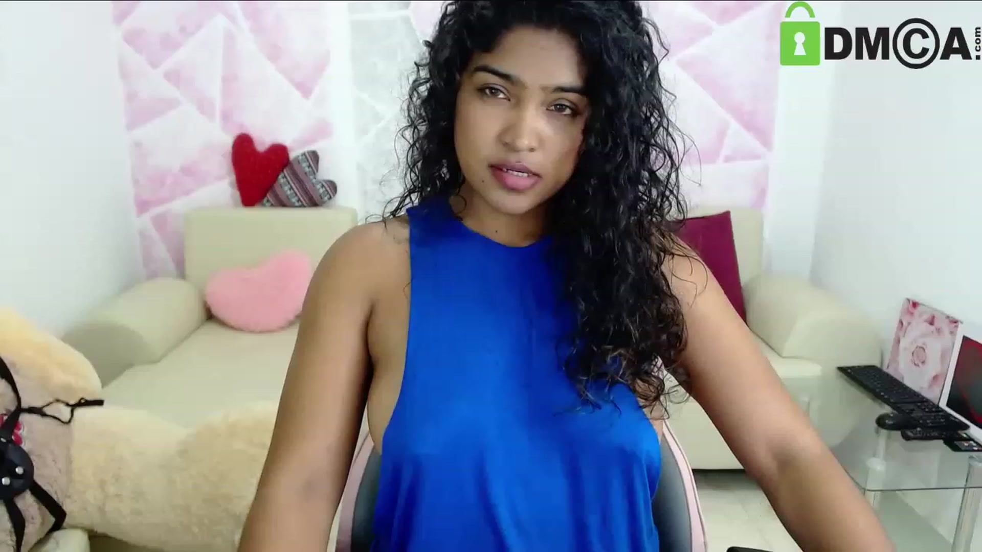 Gallery image thumbnail from virginia_love's myfreecams stream on, 12/27/2022, 24:20 image 5 of 20
