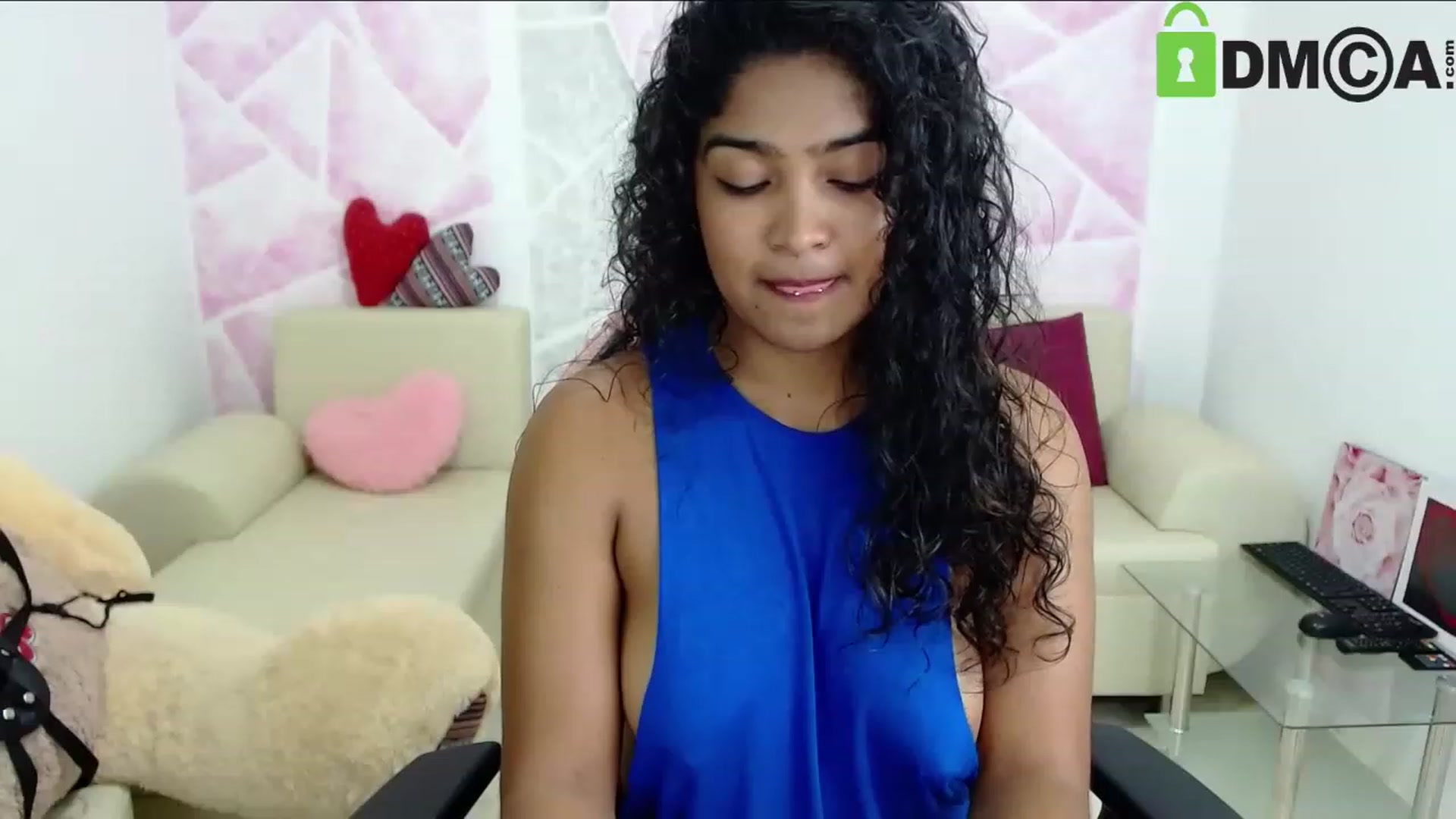 Gallery image thumbnail from virginia_love's myfreecams stream on, 12/27/2022, 24:20 image 7 of 20