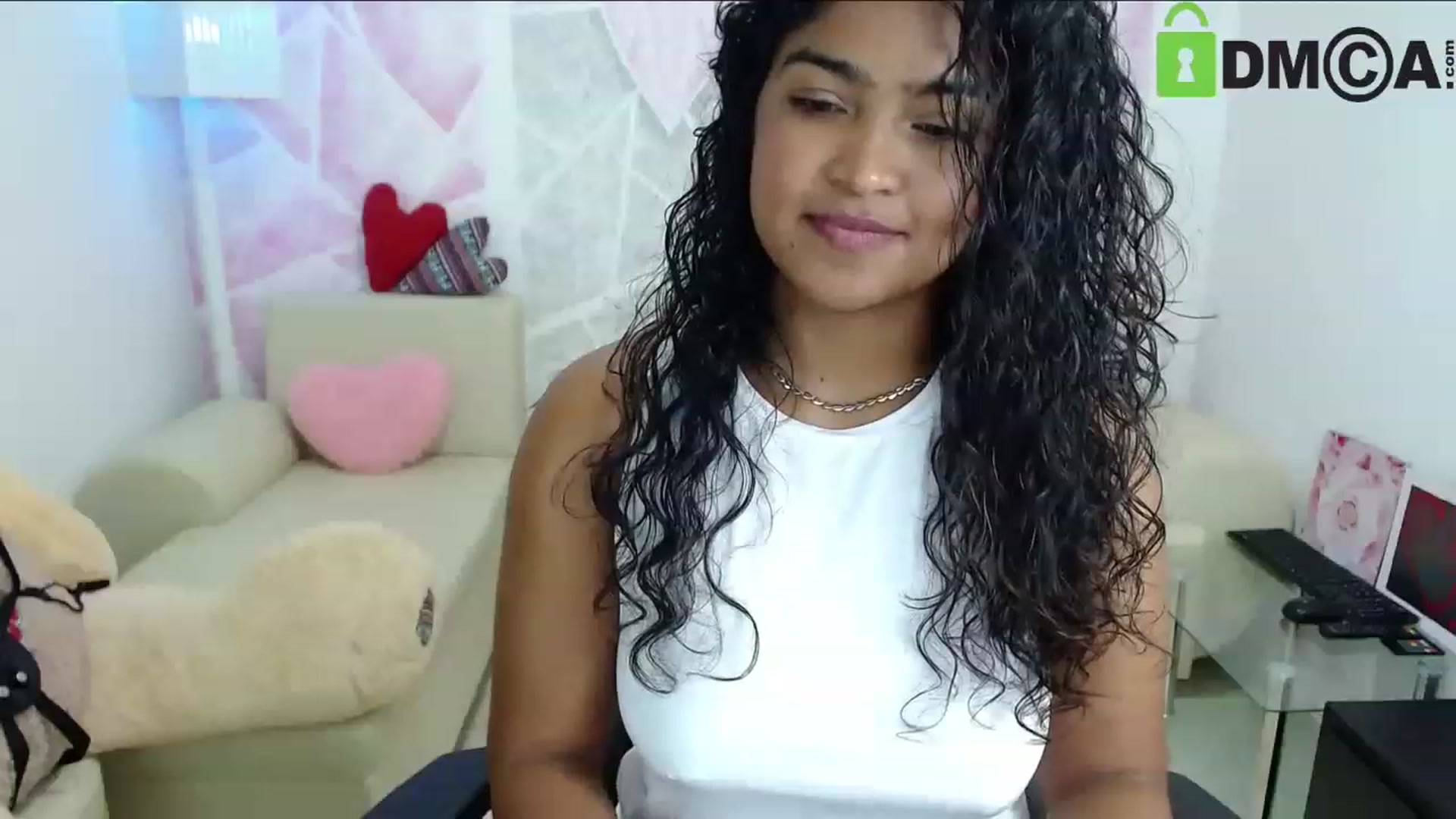 Gallery image thumbnail from virginia_love's myfreecams stream on, 12/29/2022, 21:36 image 18 of 20