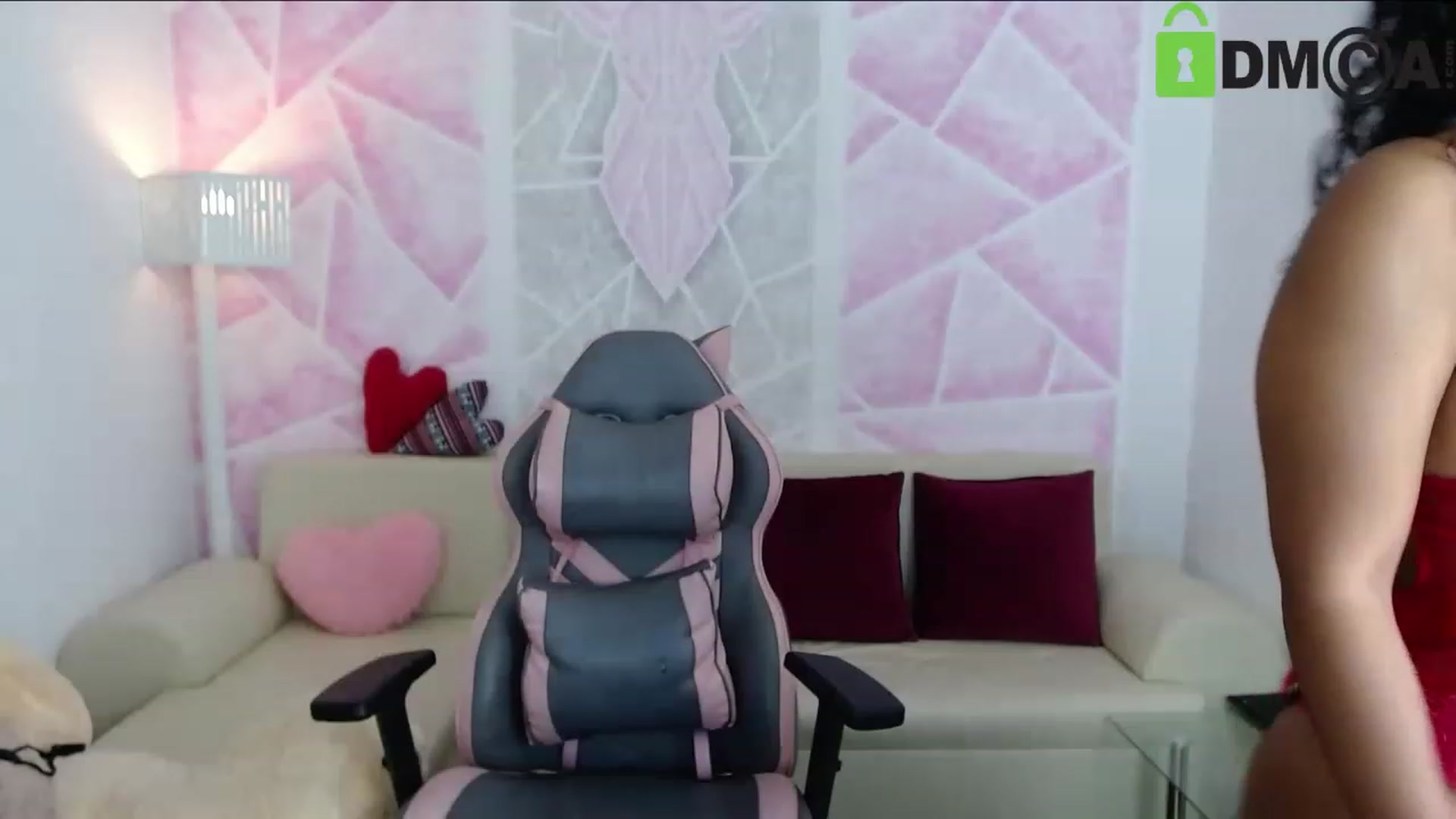 Gallery image thumbnail from virginia_love's myfreecams stream on, 01/01/2023, 24:00 image 17 of 20