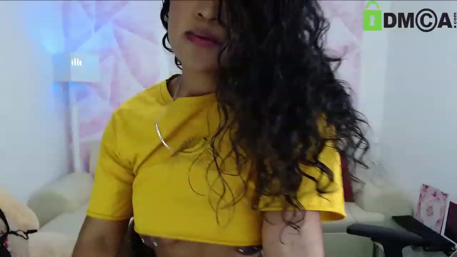 Gallery image thumbnail from virginia_love's myfreecams stream on, 01/03/2023, 20:14 image 19 of 20
