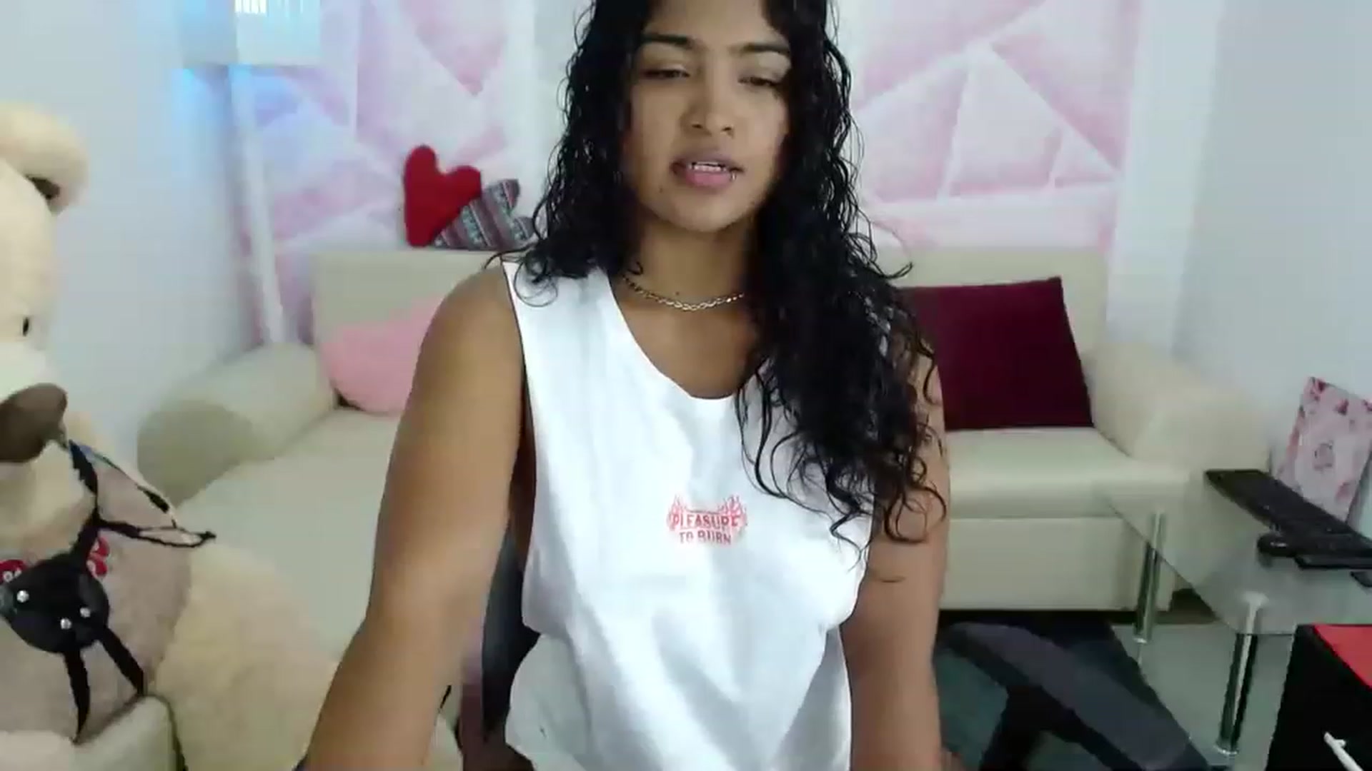 Gallery image thumbnail from virginia_love's myfreecams stream on, 02/03/2023, 19:19 image 7 of 20