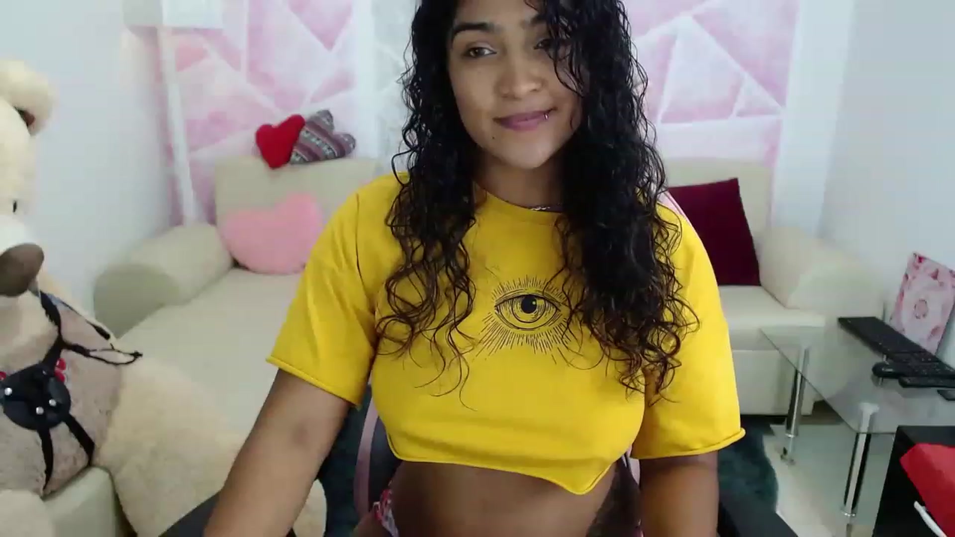 Gallery image thumbnail from virginia_love's myfreecams stream on, 02/04/2023, 22:00 image 17 of 20