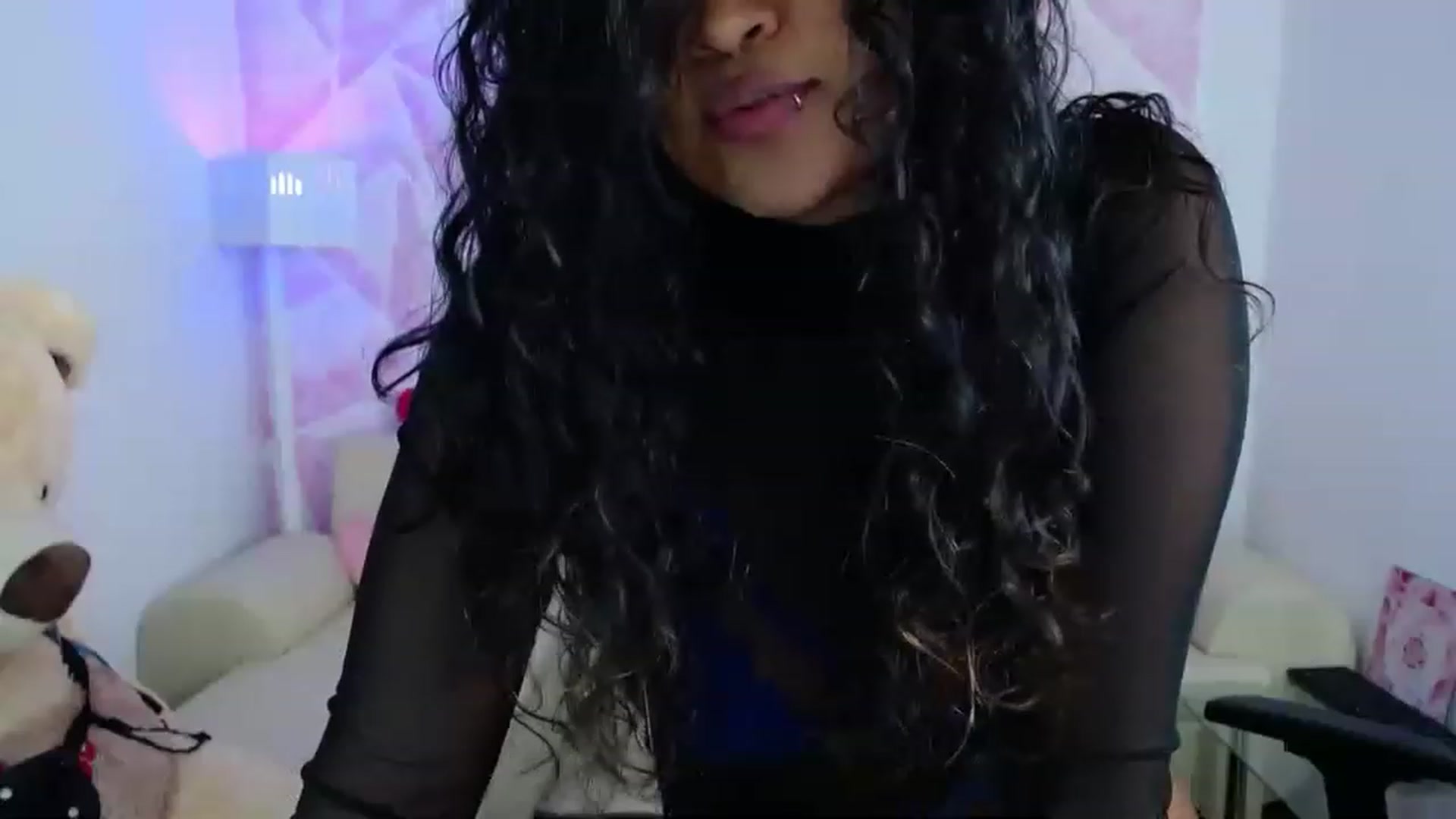 Gallery image thumbnail from virginia_love's myfreecams stream on, 02/07/2023, 21:24 image 15 of 20