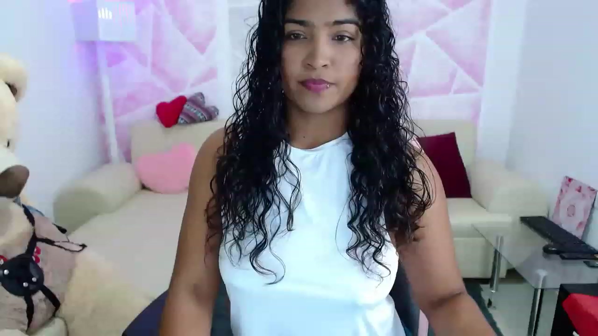 Gallery image thumbnail from virginia_love's myfreecams stream on, 02/09/2023, 17:39 image 19 of 20