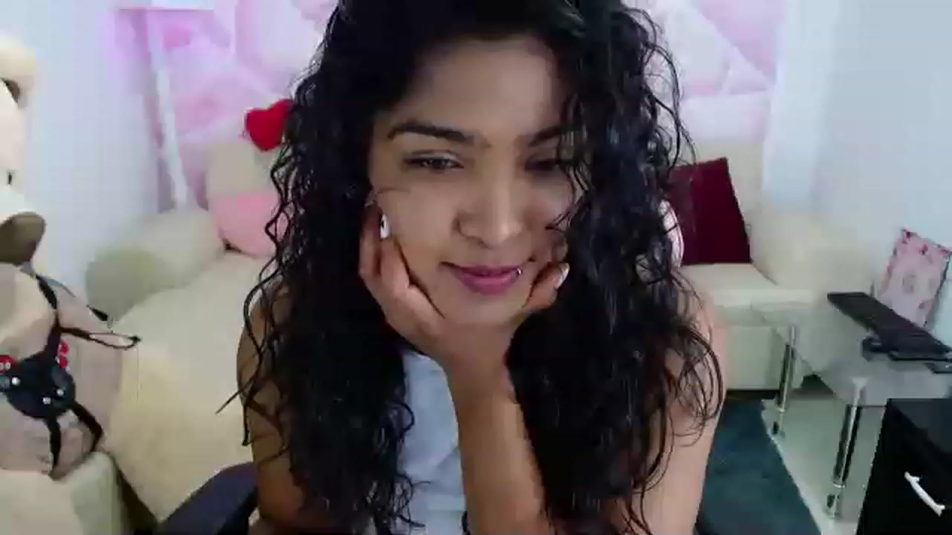 Gallery image thumbnail from virginia_love's myfreecams stream on, 02/09/2023, 20:28 image 2 of 20