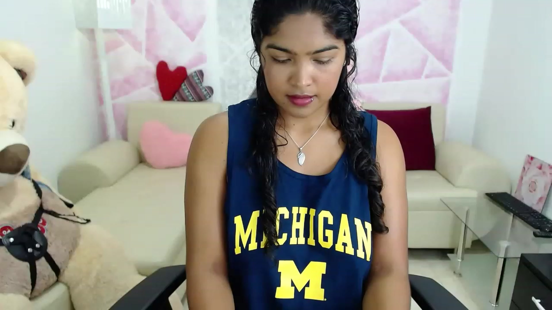 Gallery image thumbnail from virginia_love's myfreecams stream on, 02/22/2023, 18:39 image 2 of 20