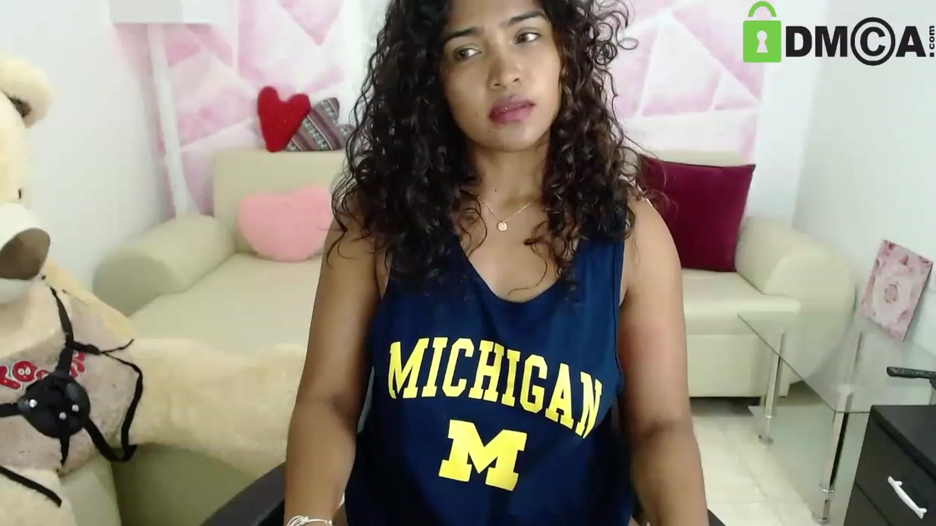 Gallery image thumbnail from virginia_love's myfreecams stream on, 04/25/2023, 20:59 image 18 of 20