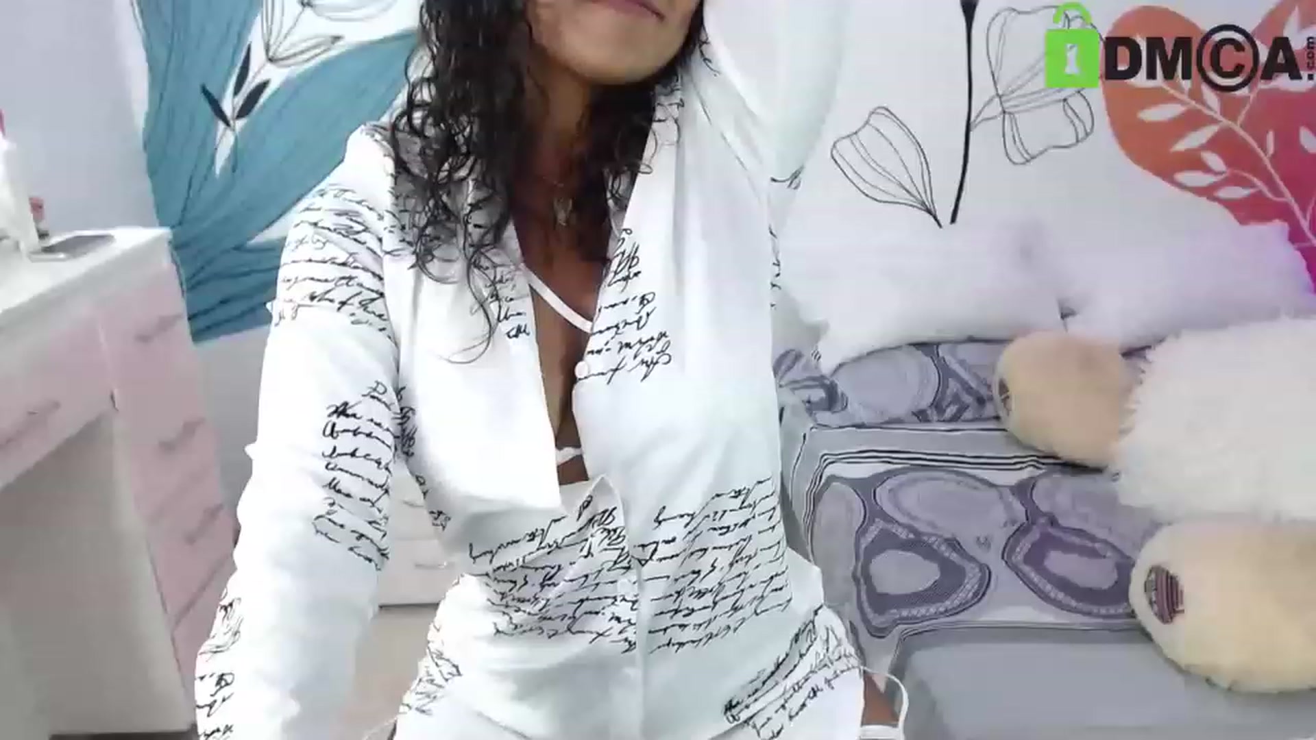 Gallery image thumbnail from virginia_love's myfreecams stream on, 05/20/2023, 21:27 image 15 of 20
