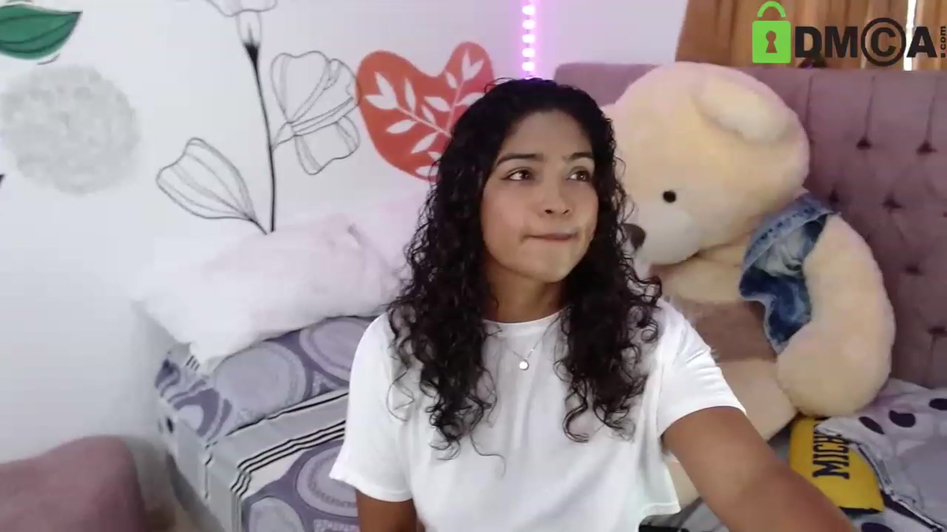 Gallery image thumbnail from virginia_love's myfreecams stream on, 05/23/2023, 19:42 image 9 of 20