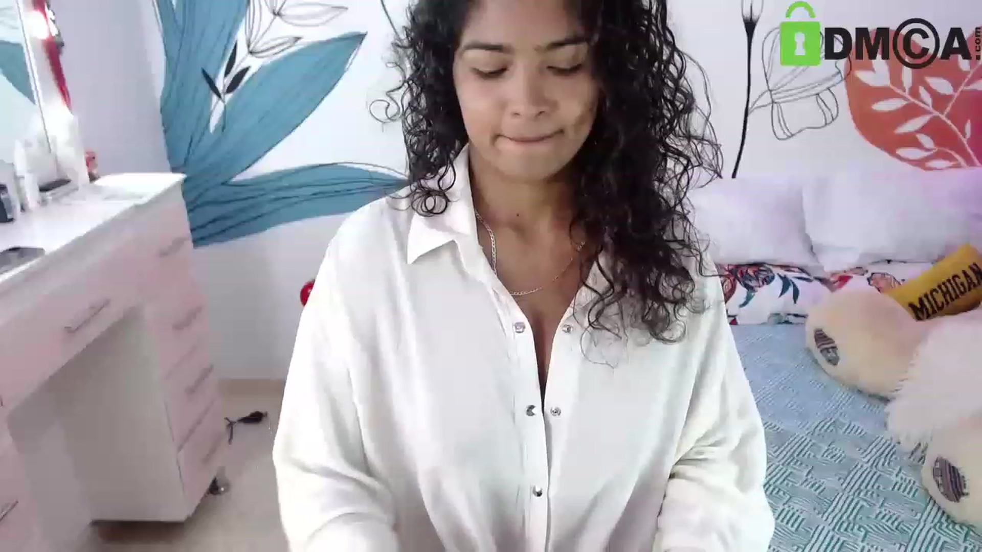 Gallery image thumbnail from virginia_love's myfreecams stream on, 06/18/2023, 03:09 image 2 of 20