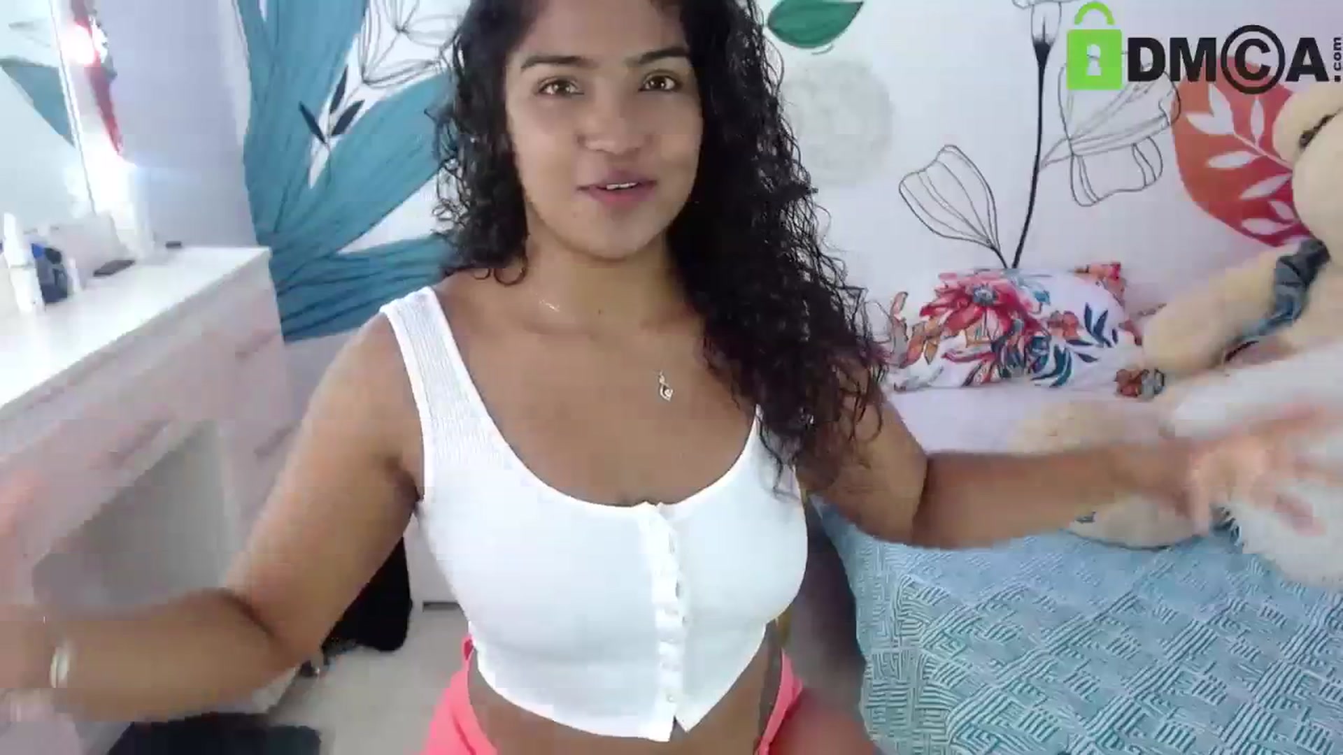 Gallery image thumbnail from virginia_love's myfreecams stream on, 09/15/2023, 21:17 image 2 of 20