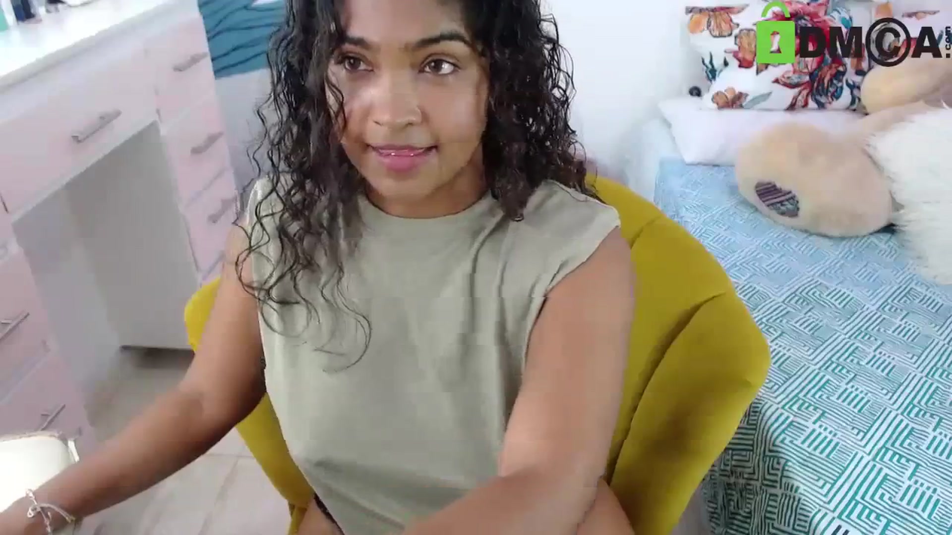 Gallery image thumbnail from virginia_love's myfreecams stream on, 09/19/2023, 22:32 image 6 of 20