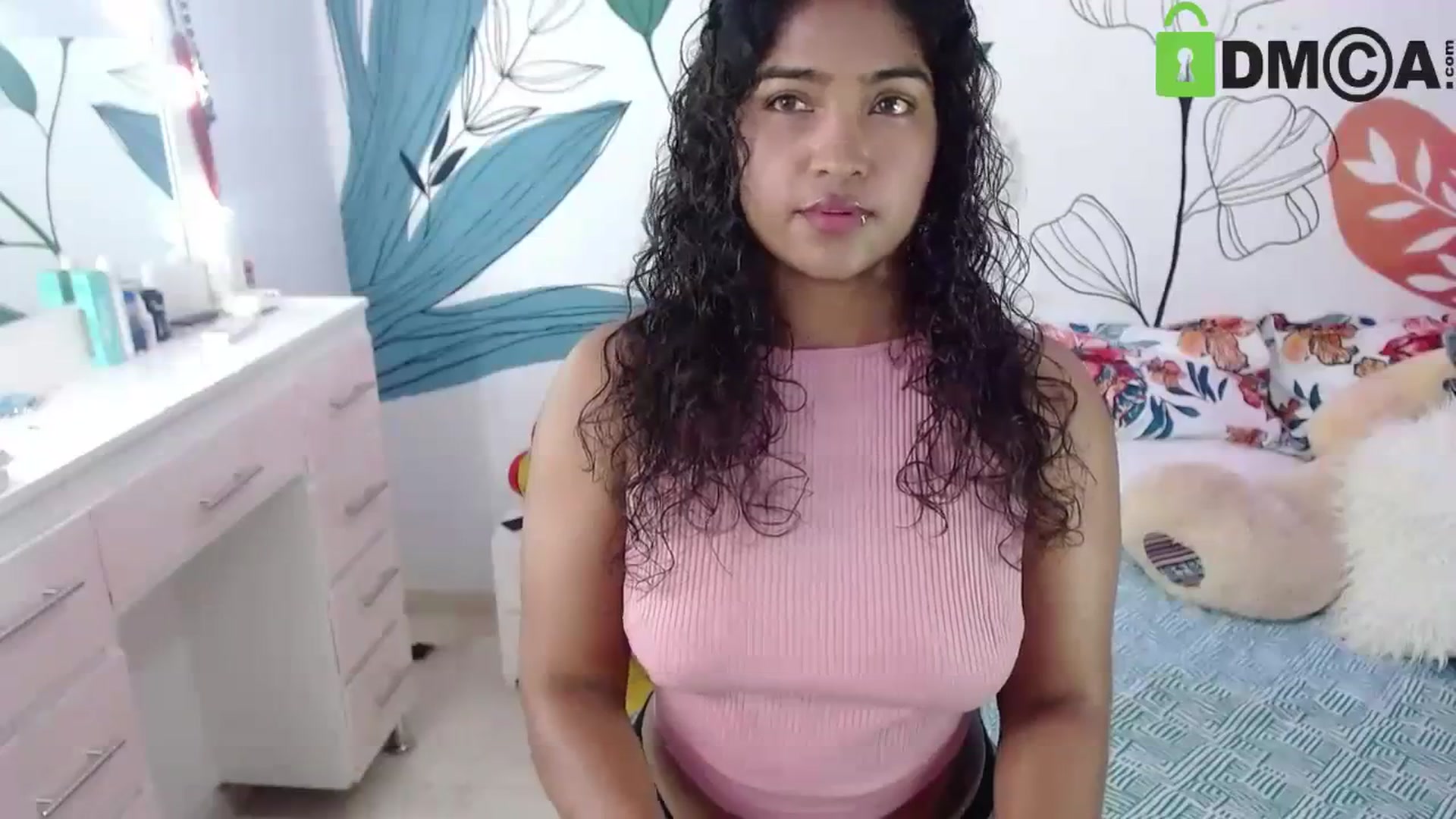 Gallery image thumbnail from virginia_love's myfreecams stream on, 09/26/2023, 21:27 image 19 of 20