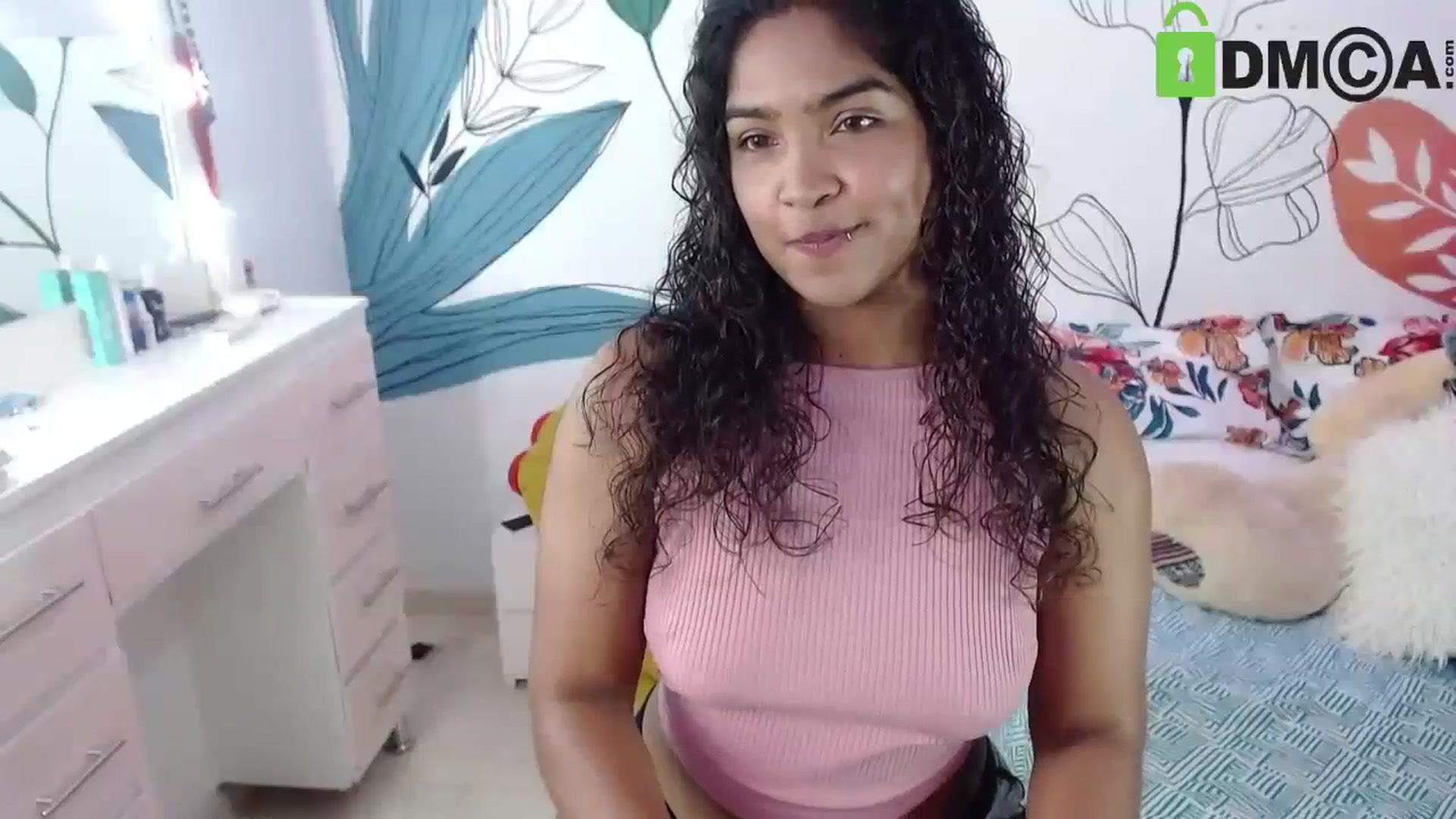 Gallery image thumbnail from virginia_love's myfreecams stream on, 09/26/2023, 21:42 image 18 of 20