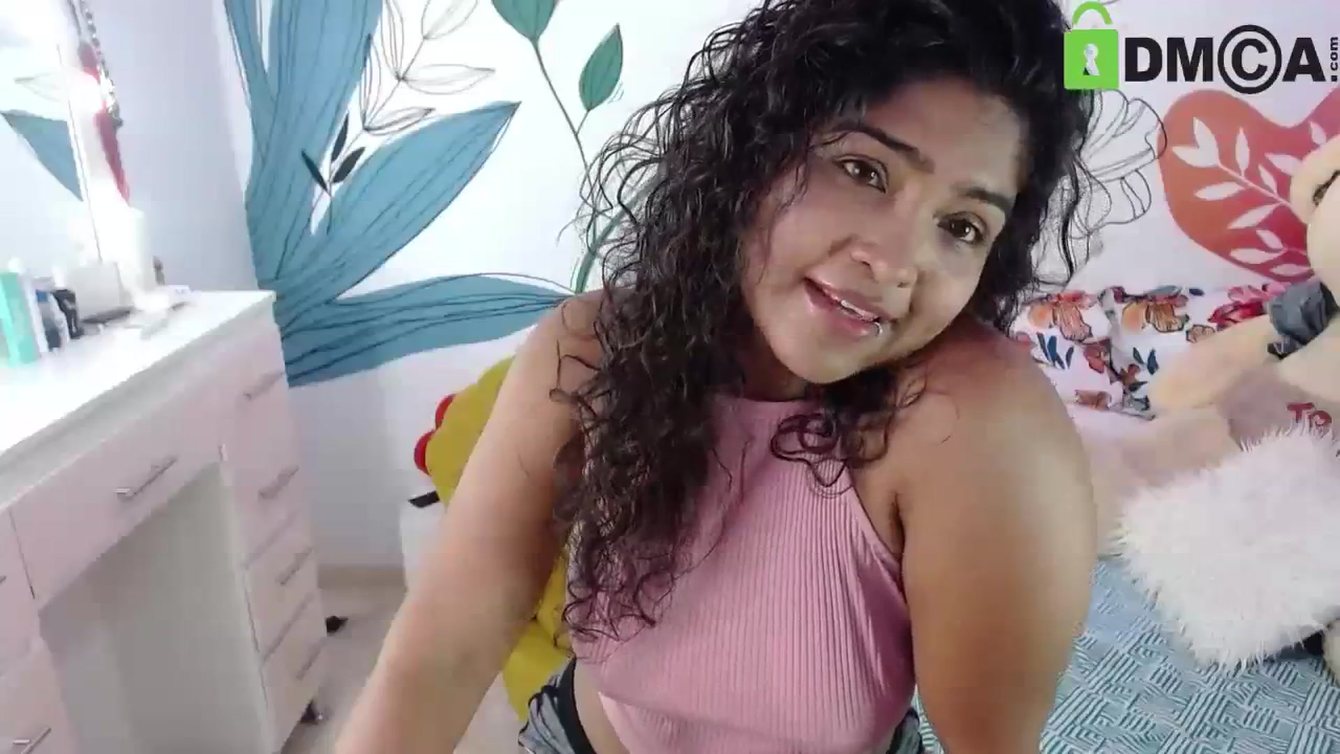 Gallery image thumbnail from virginia_love's myfreecams stream on, 09/27/2023, 24:38 image 2 of 20