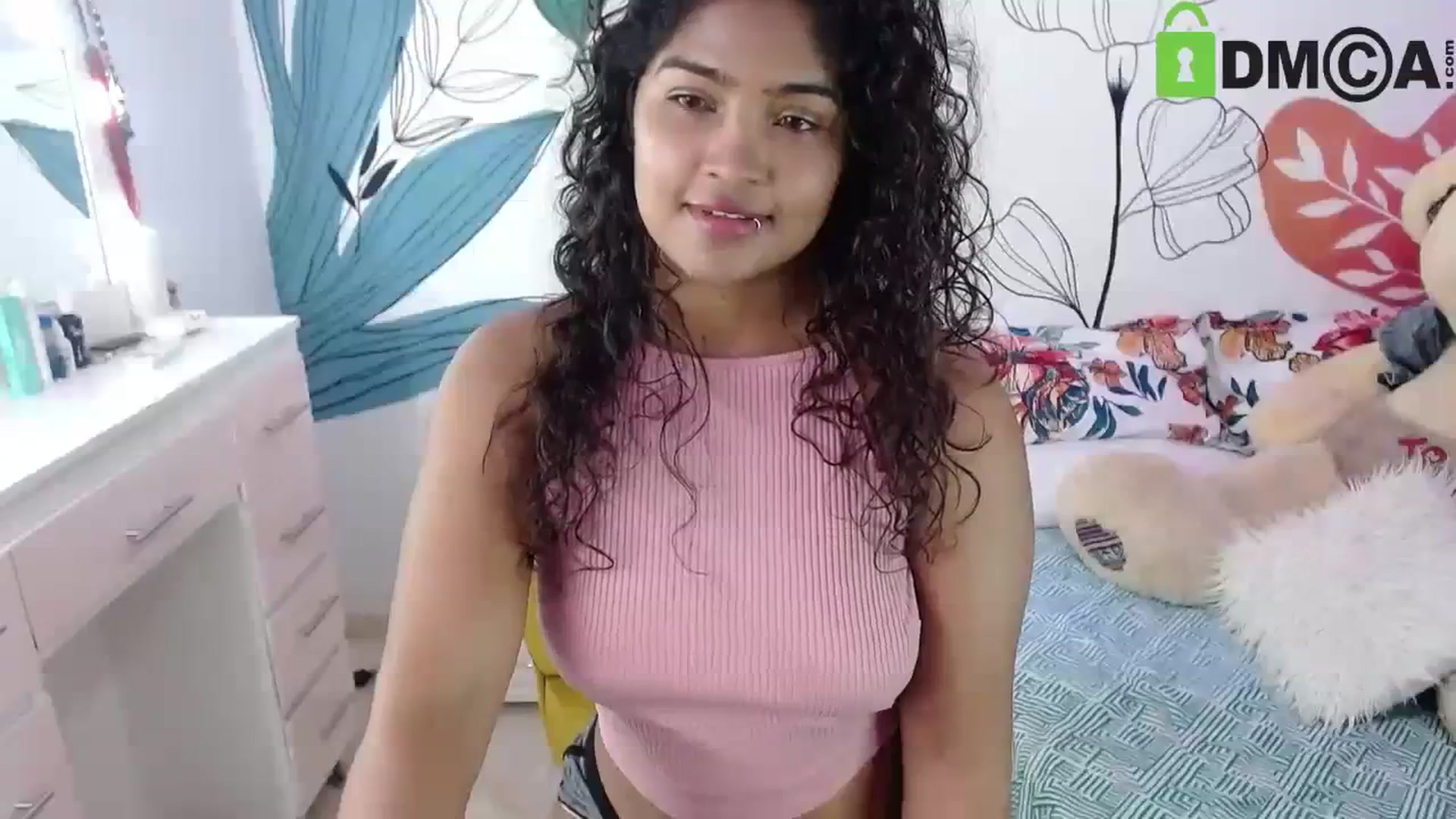 Gallery image thumbnail from virginia_love's myfreecams stream on, 09/27/2023, 24:38 image 15 of 20