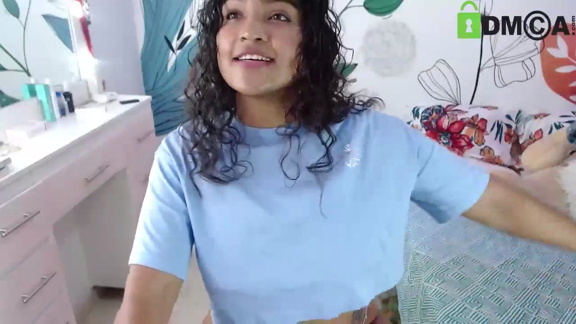 Gallery image thumbnail from virginia_love's myfreecams stream on, 09/29/2023, 21:08 image 6 of 20