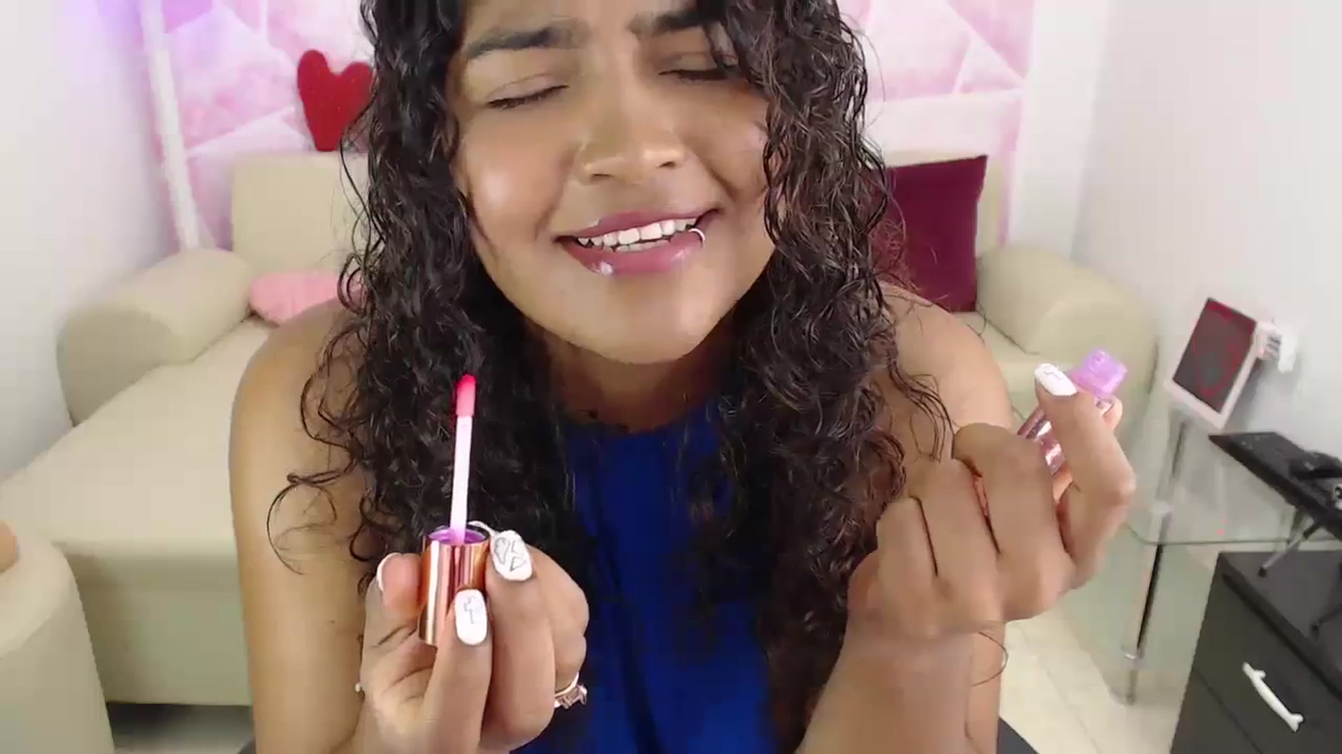 Gallery image thumbnail from virginia_love's myfreecams stream on, 10/20/2023, 18:04 image 19 of 20
