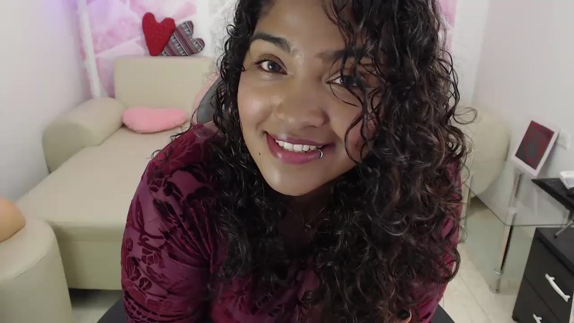 Gallery image thumbnail from virginia_love's myfreecams stream on, 10/25/2023, 20:13 image 8 of 20