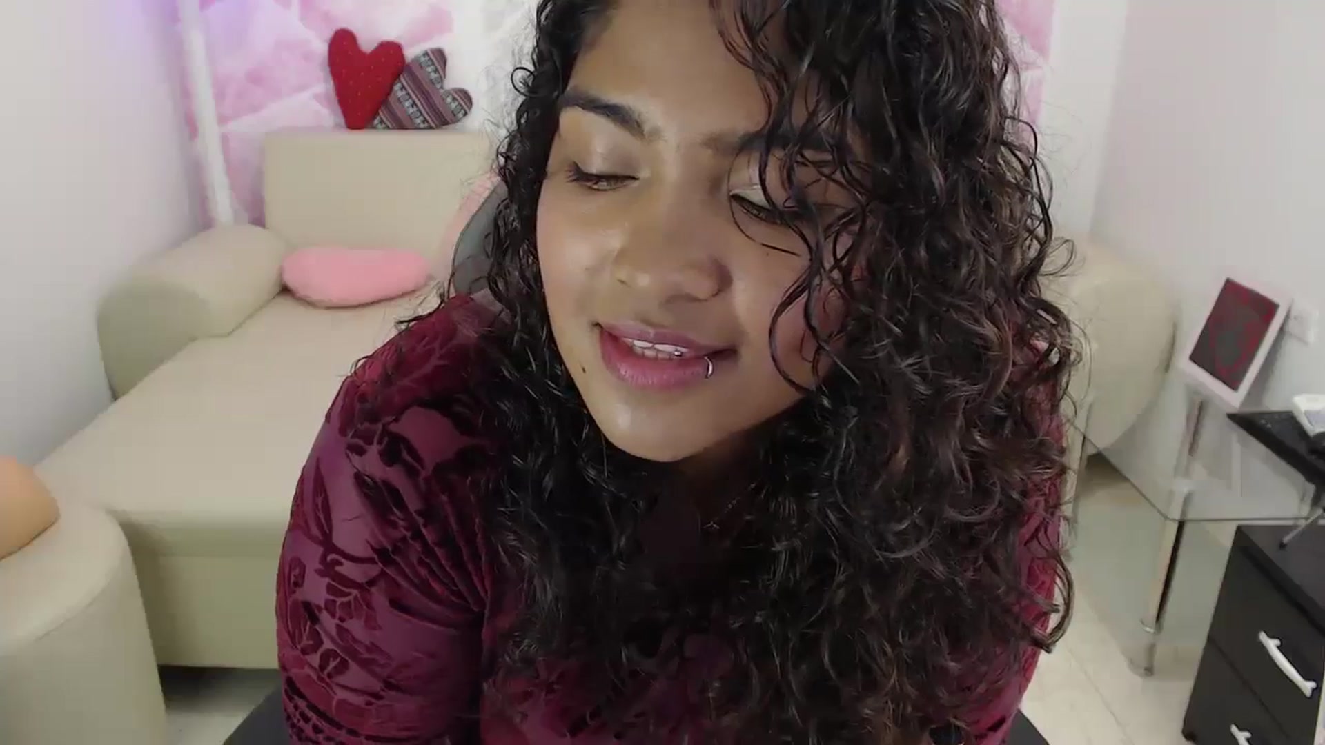 Gallery image thumbnail from virginia_love's myfreecams stream on, 10/25/2023, 20:13 image 10 of 20