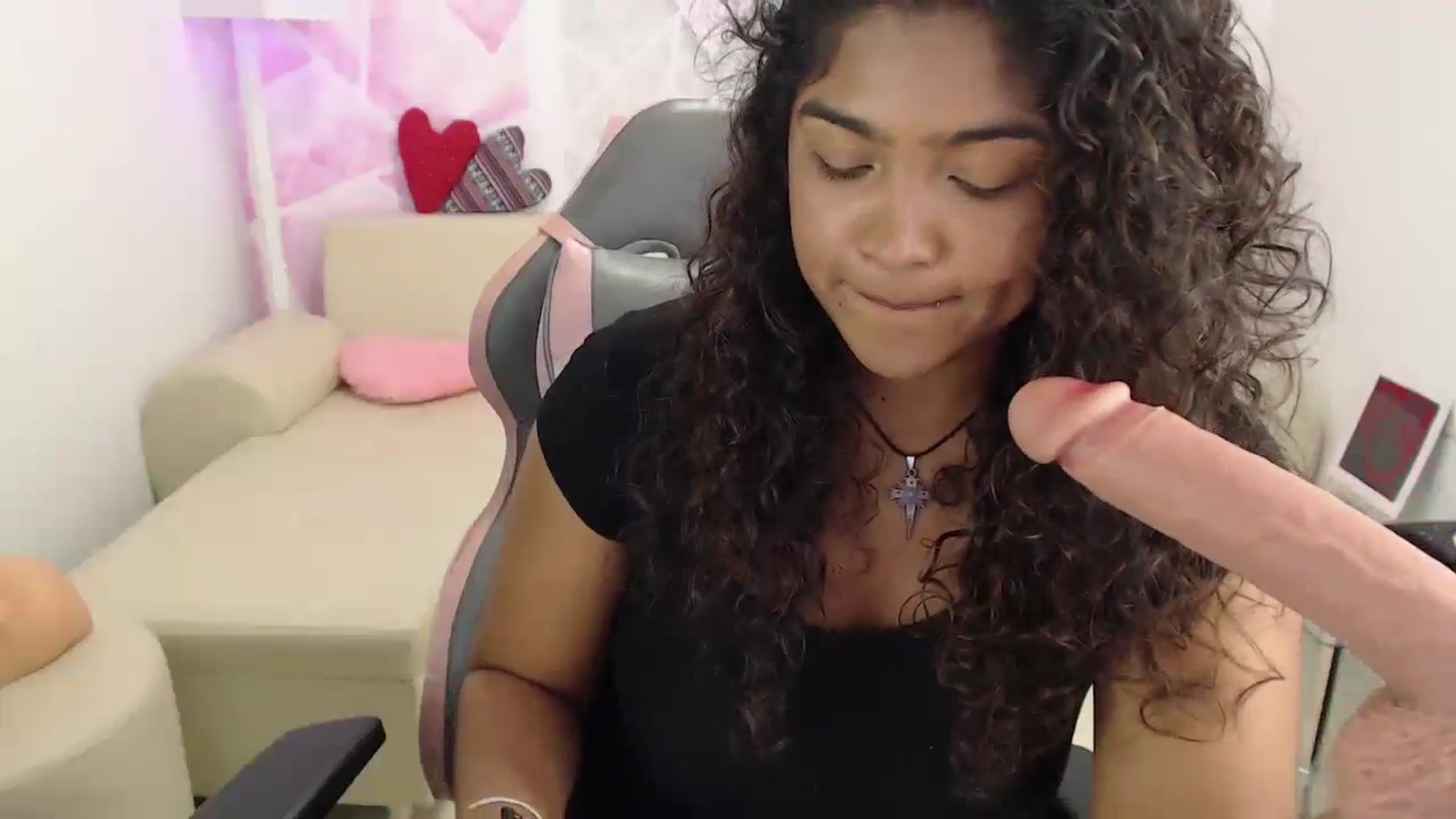 Gallery image thumbnail from virginia_love's myfreecams stream on, 11/13/2023, 20:59 image 9 of 20