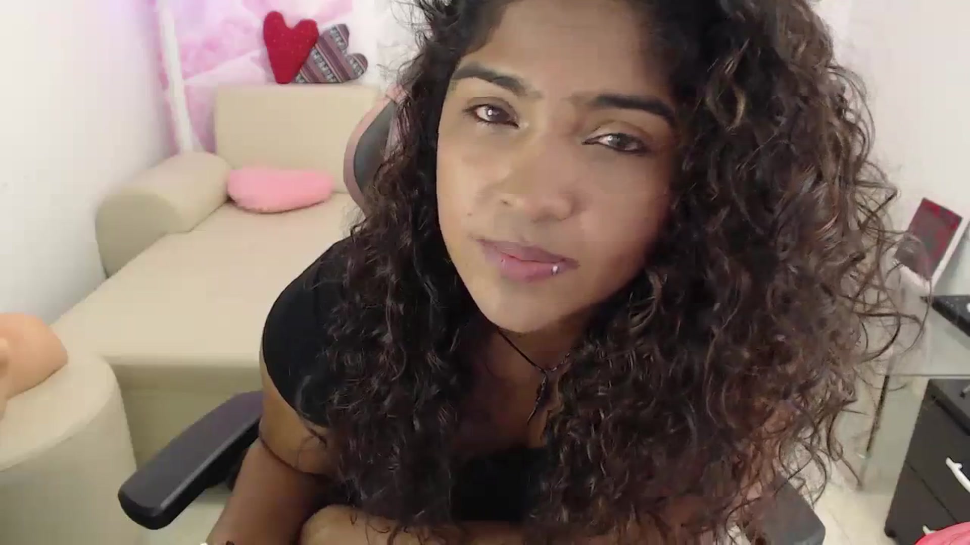 Gallery image thumbnail from virginia_love's myfreecams stream on, 11/13/2023, 20:59 image 2 of 20