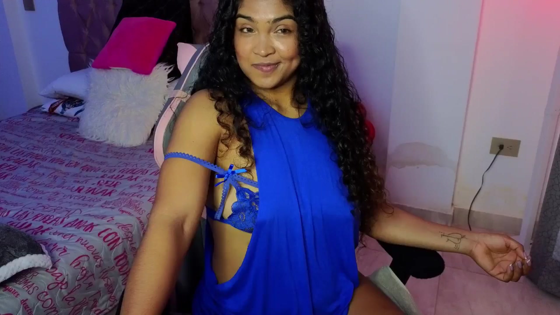 Gallery image thumbnail from virginia_love's myfreecams stream on, 01/31/2026, 24:01 image 11 of 20