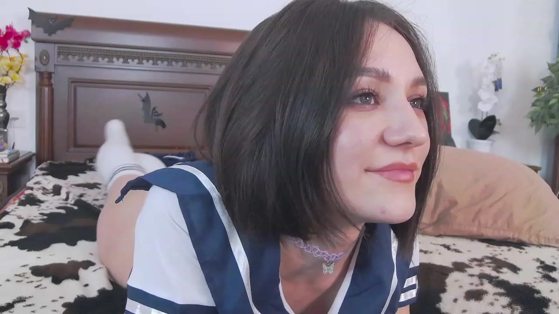 Gallery image thumbnail from vnllyugourtt's myfreecams stream on, 11/29/2022, 10:30 image 13 of 20