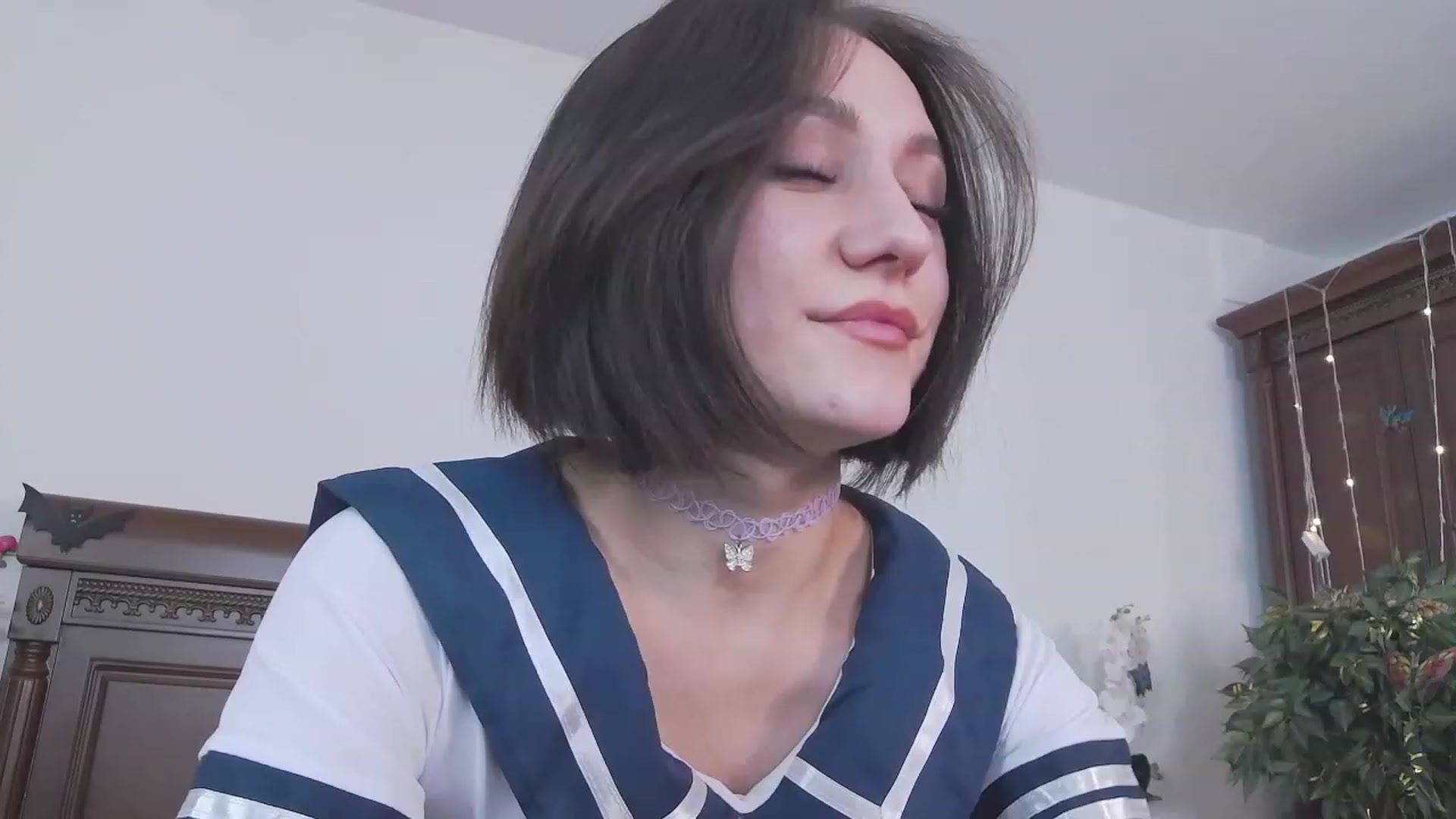 Gallery image thumbnail from vnllyugourtt's myfreecams stream on, 11/29/2022, 10:30 image 5 of 20